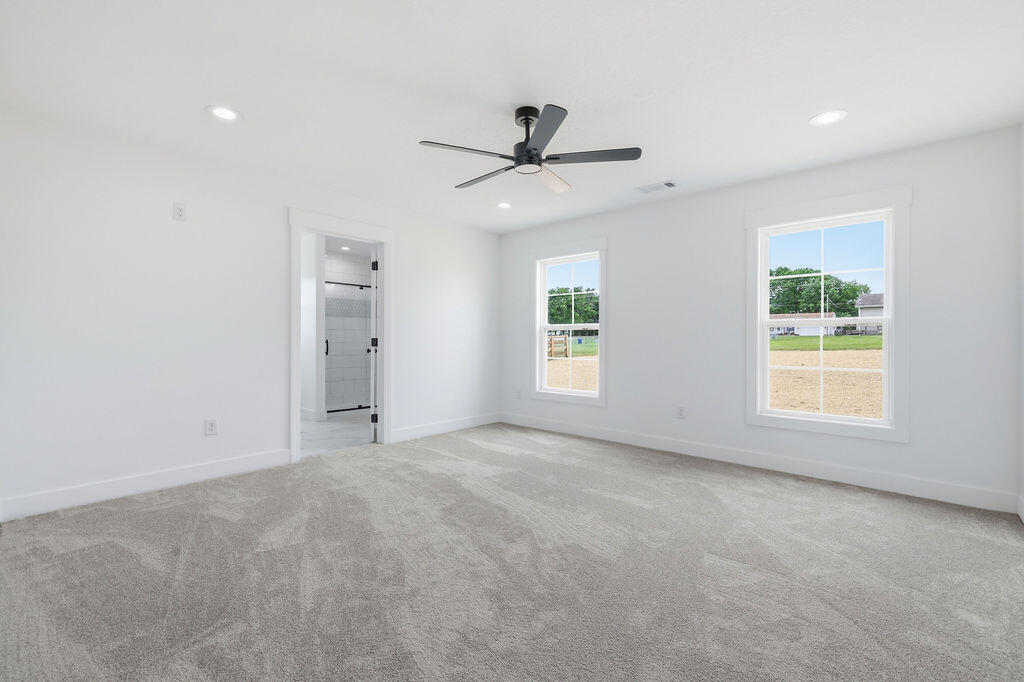 389 Washington Drive Property Photo 23