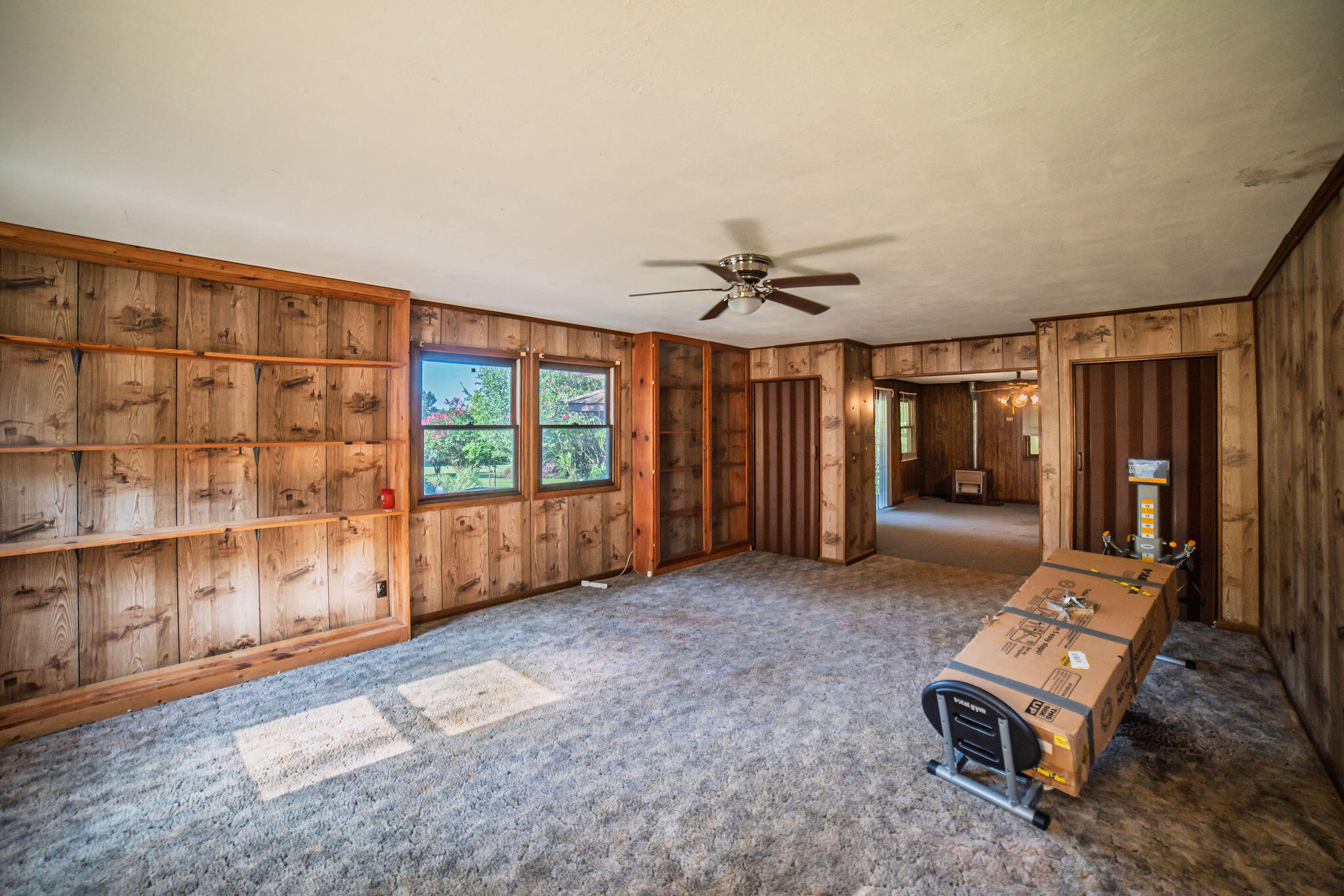 687 Reed Road Property Photo 7