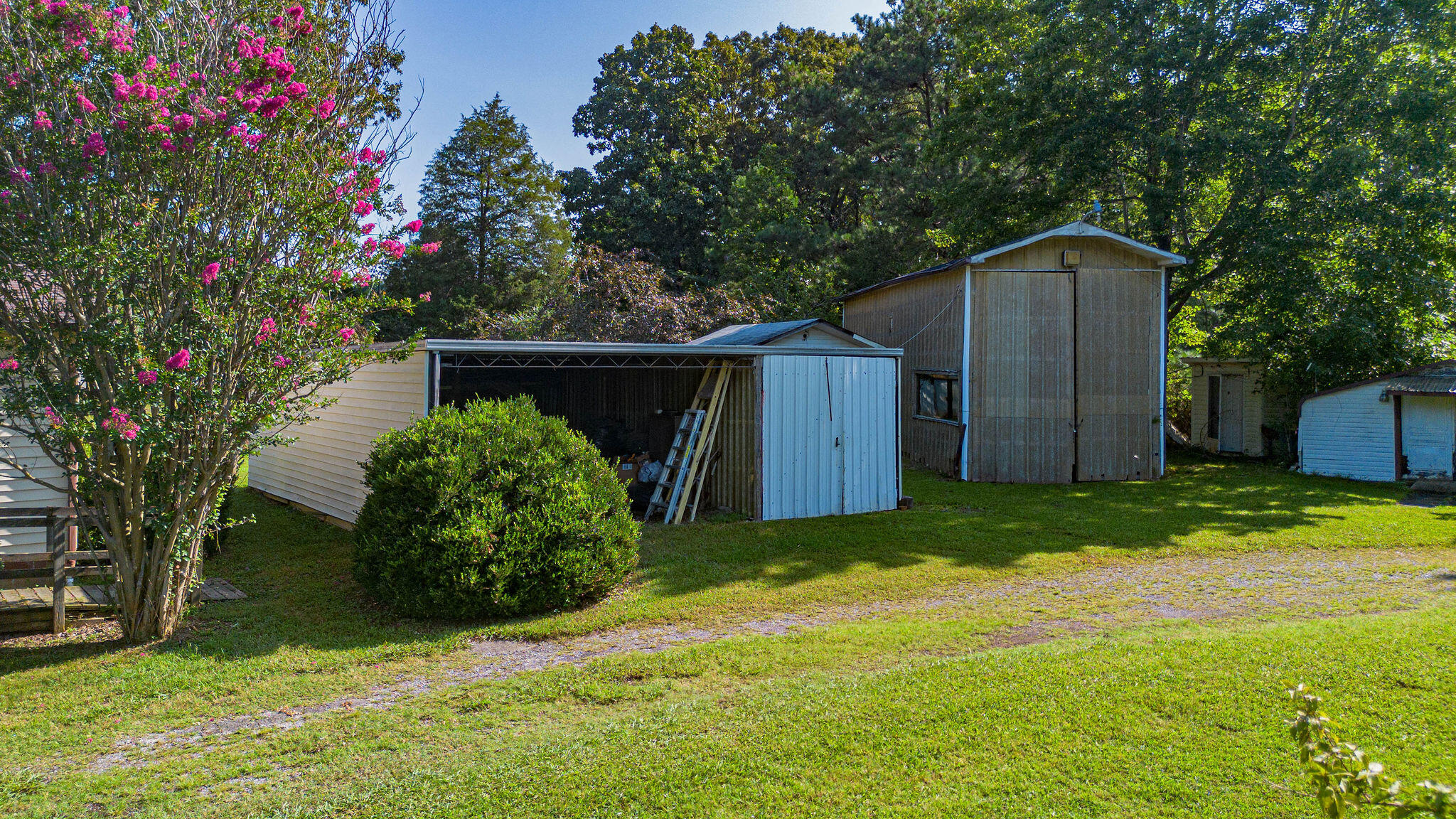 687 Reed Road Property Photo 21