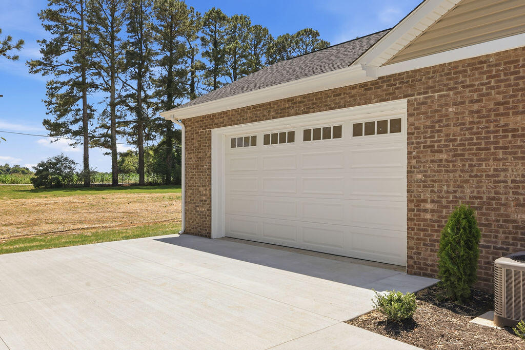 84 Drew Drive Property Photo 5