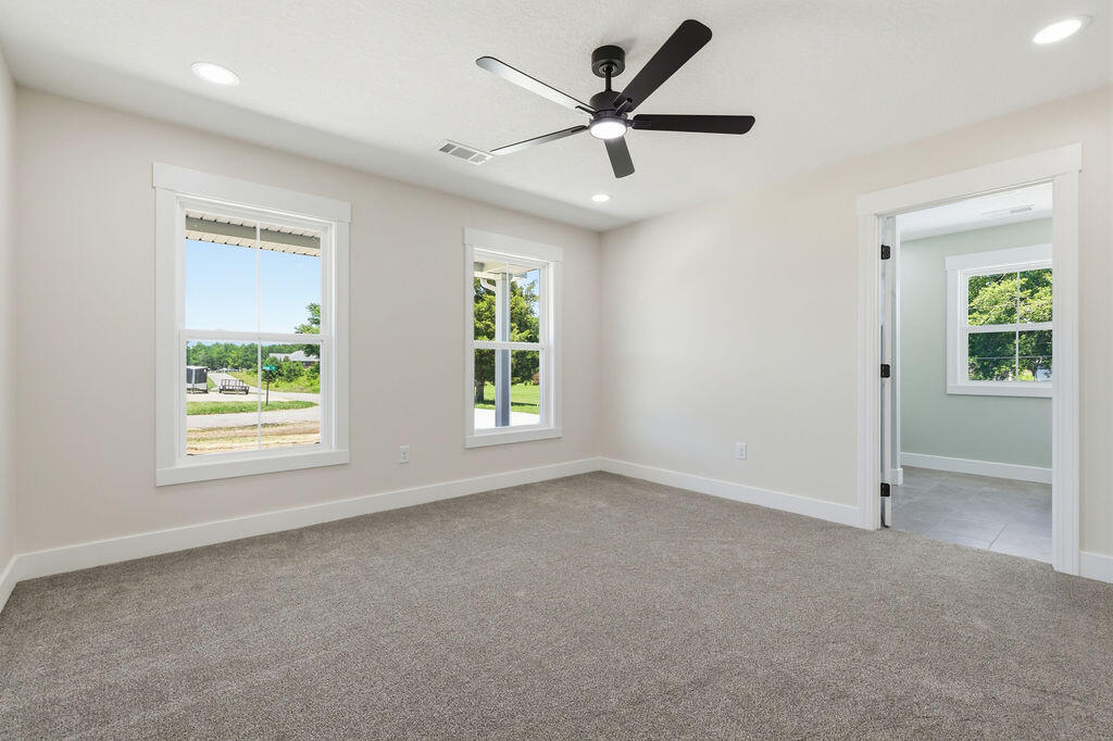 84 Drew Drive Property Photo 21