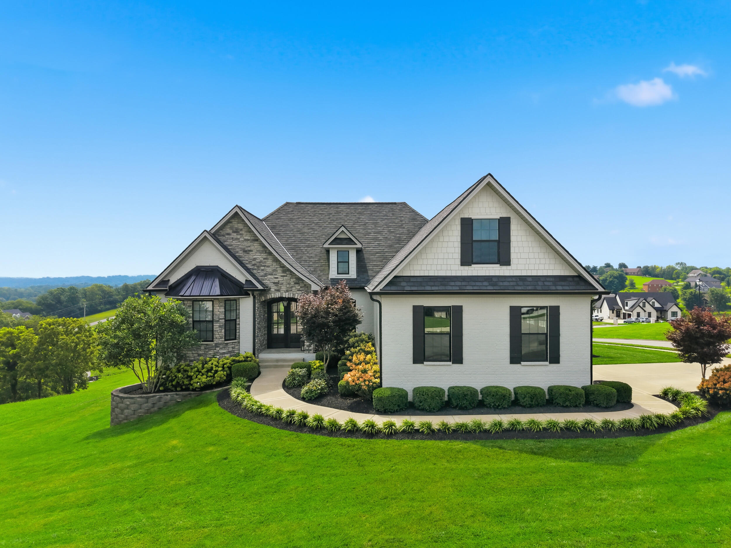300 Prestwick Circle Property Photo 1