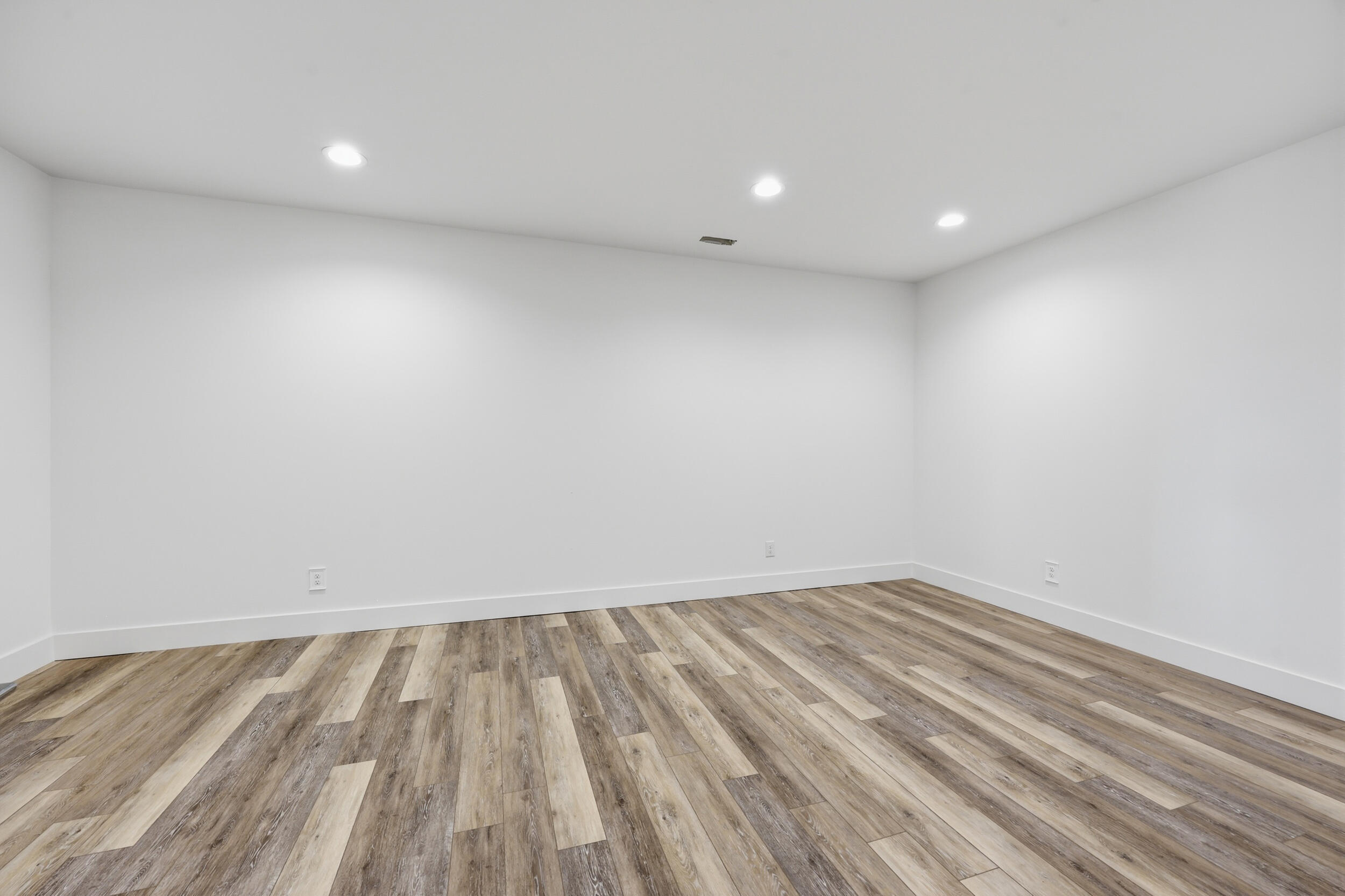 300 Prestwick Circle Property Photo 45