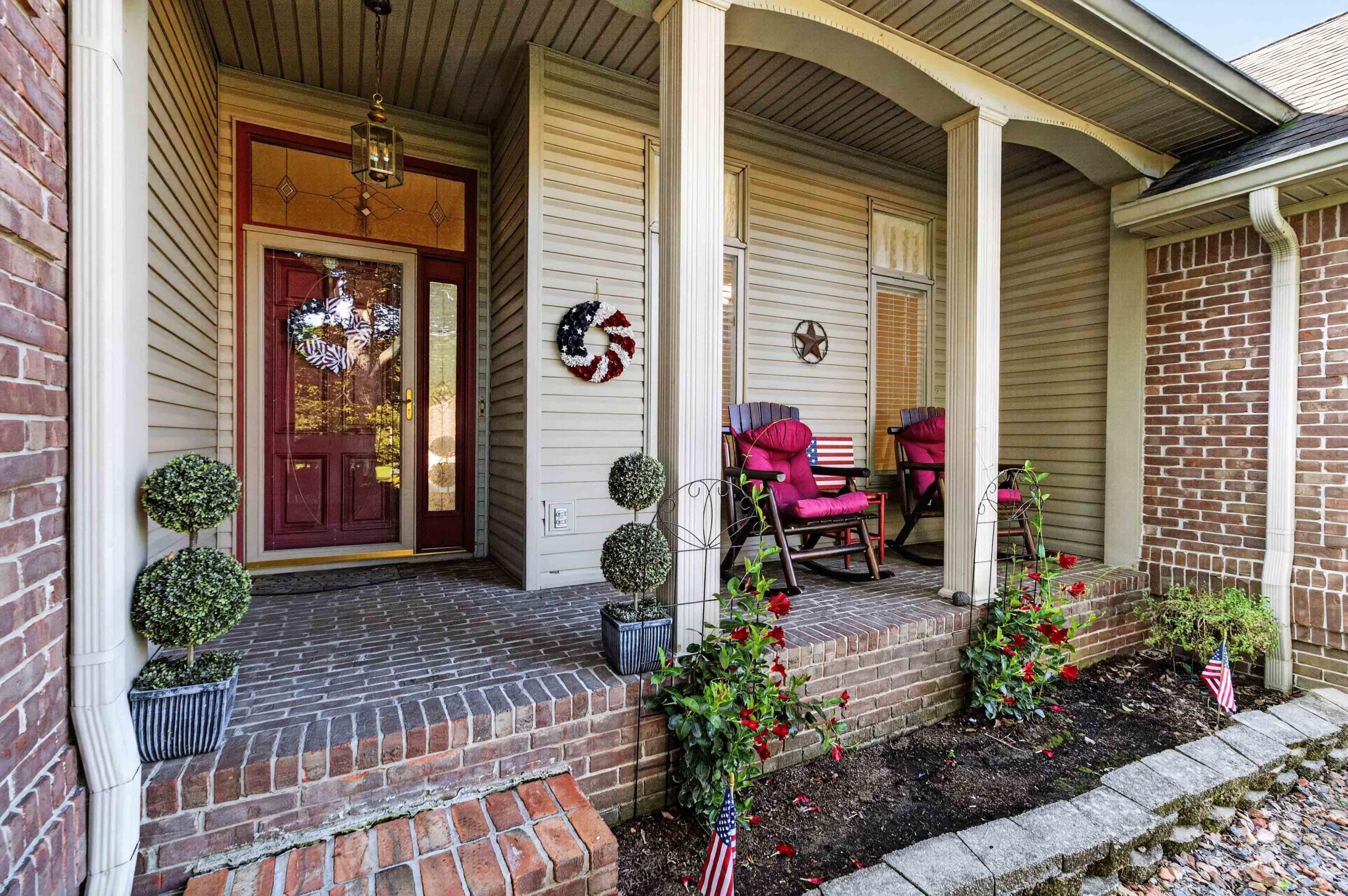 511 Branchwood Drive Property Photo 4