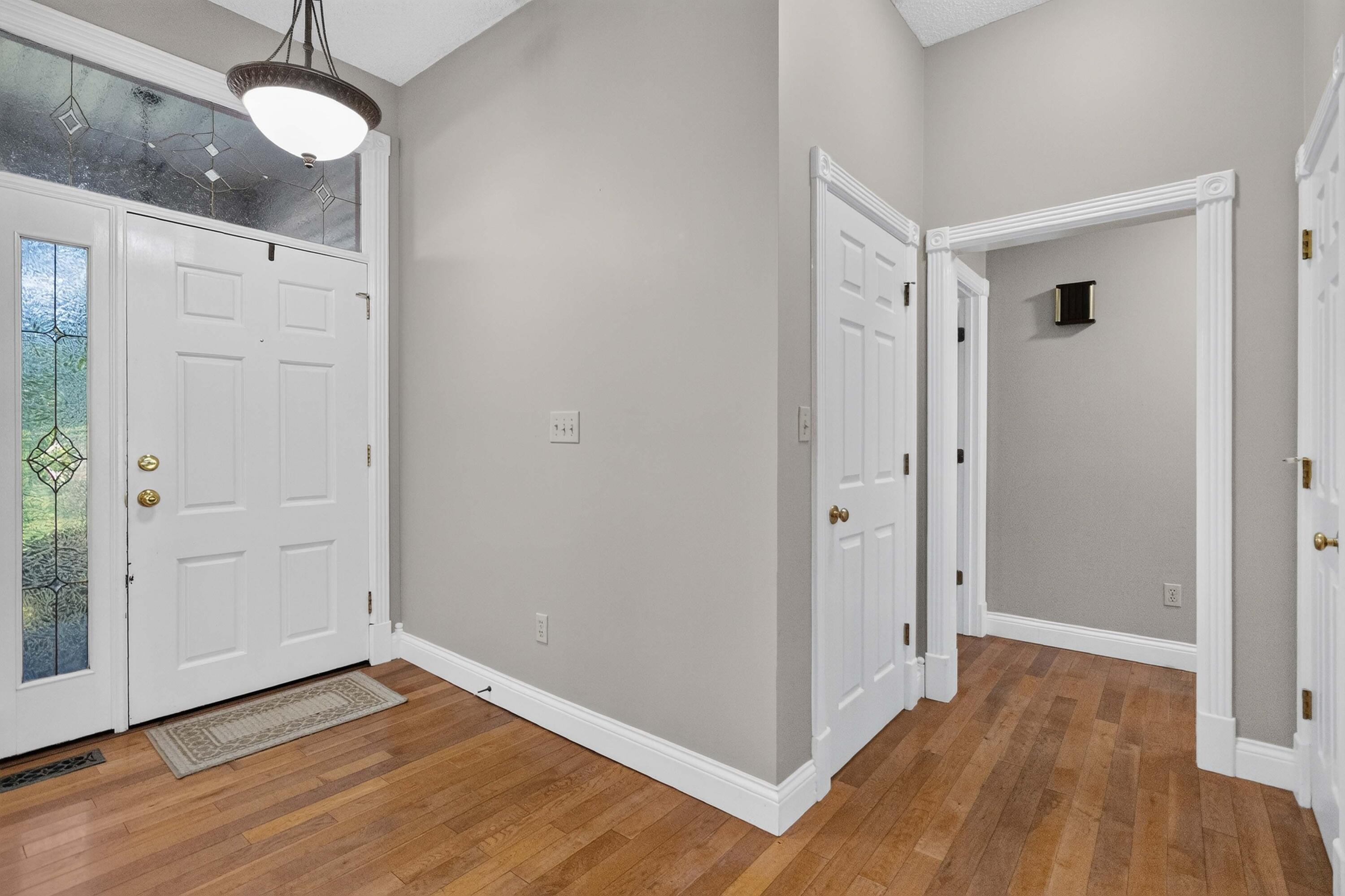 511 Branchwood Drive Property Photo 6