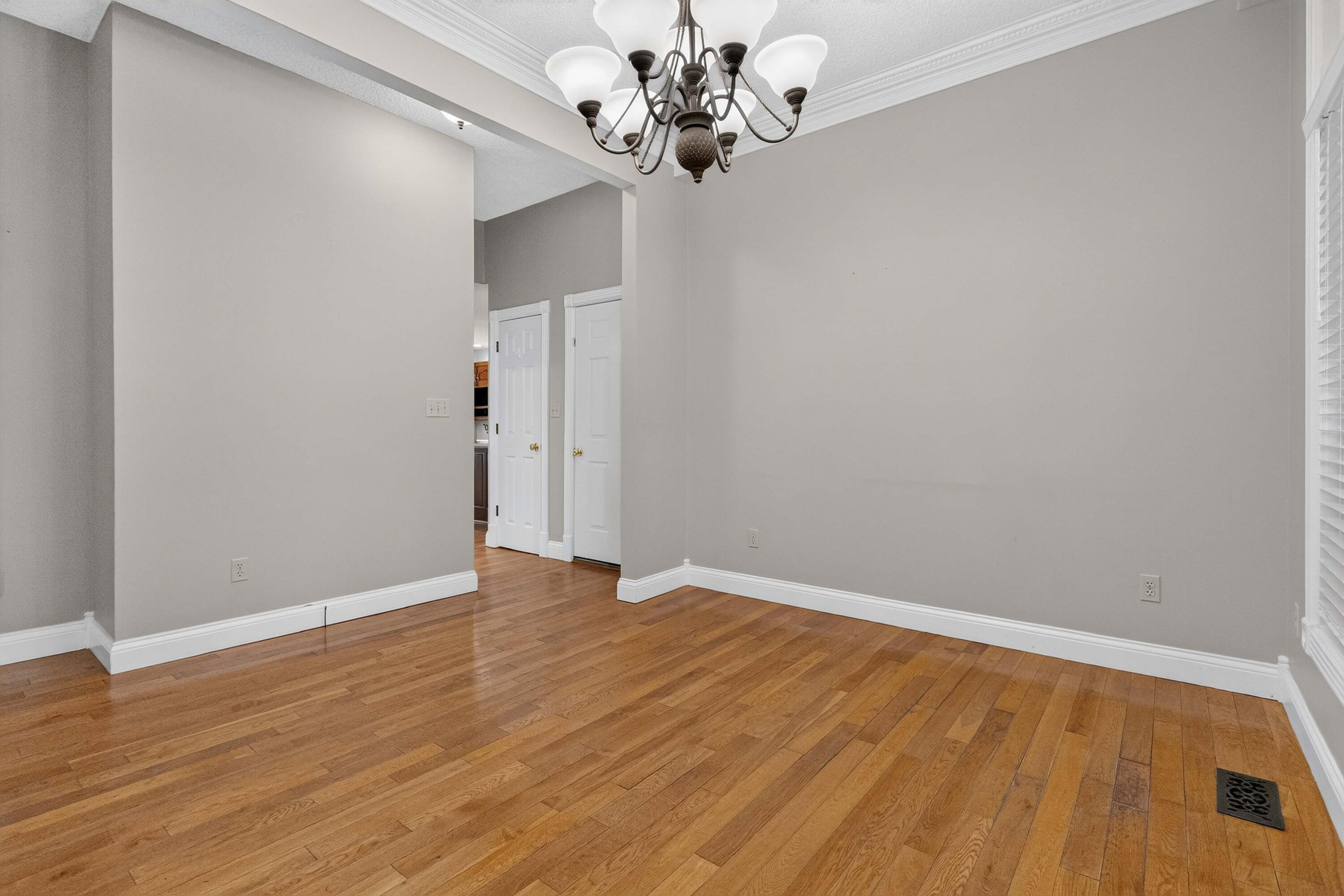 511 Branchwood Drive Property Photo 25
