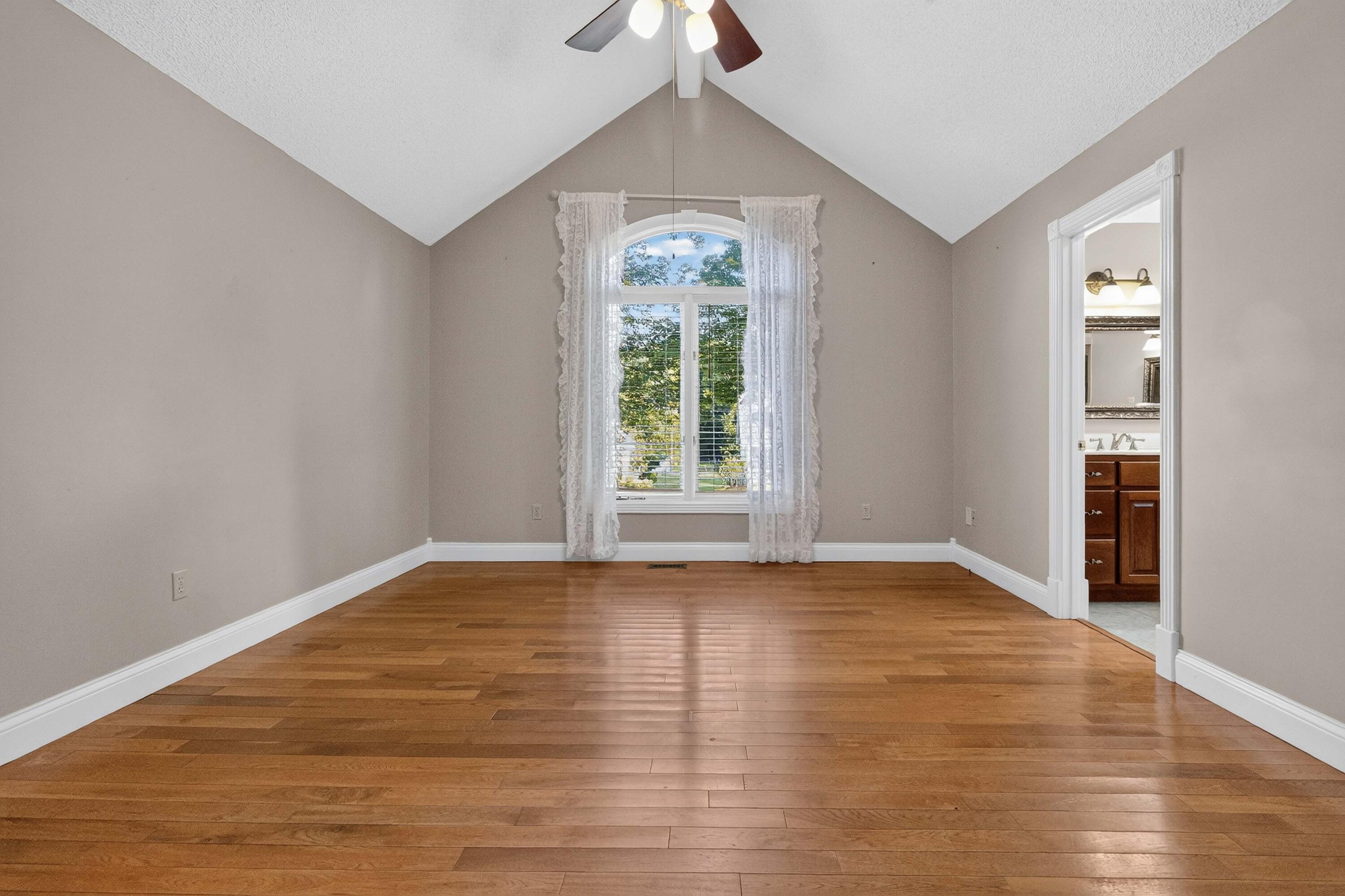 511 Branchwood Drive Property Photo 28