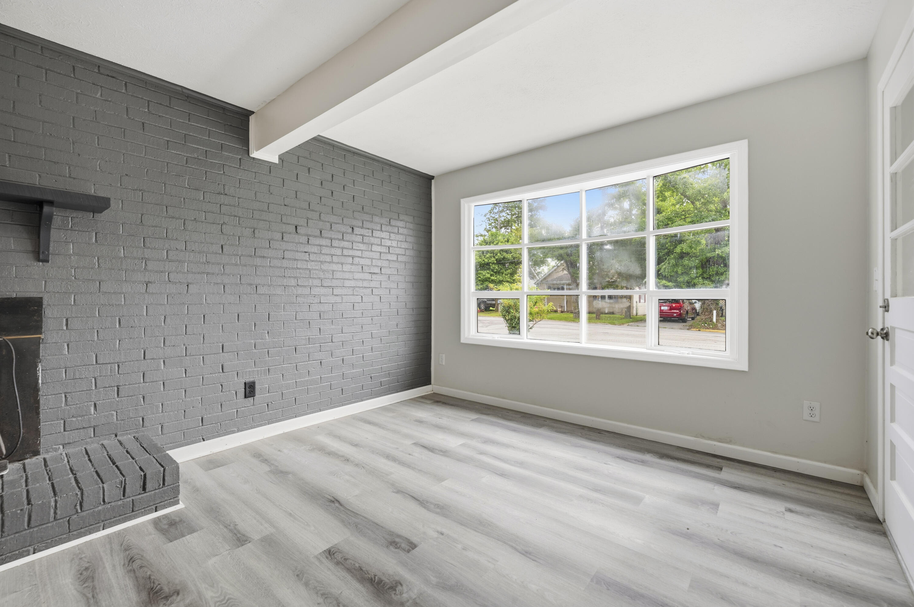 147 Mary Street Property Photo 6