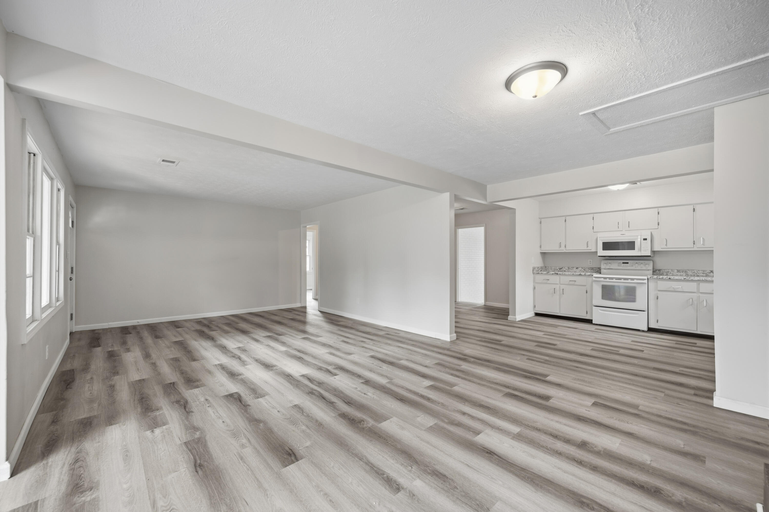 147 Mary Street Property Photo 8