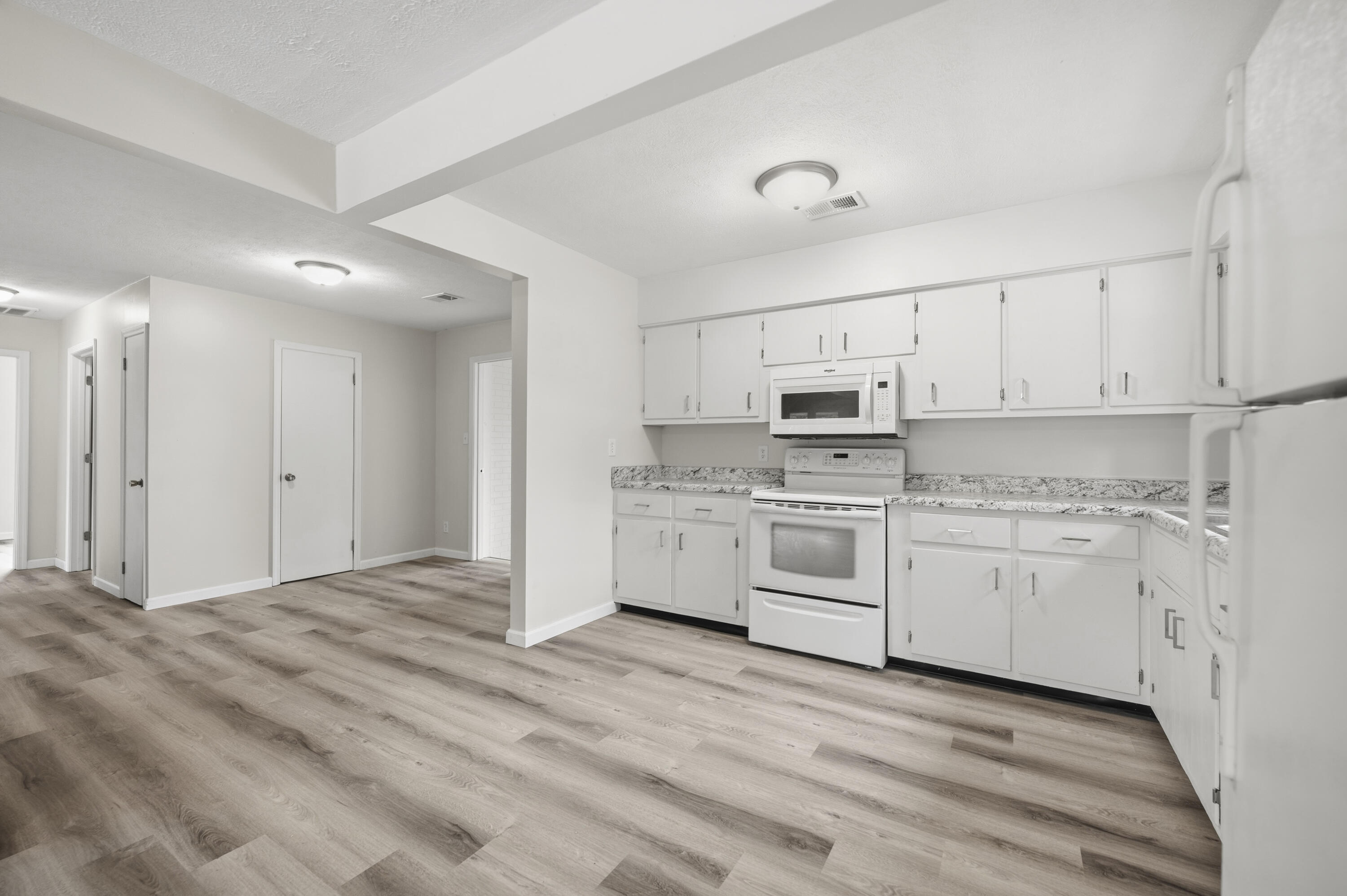 147 Mary Street Property Photo 9