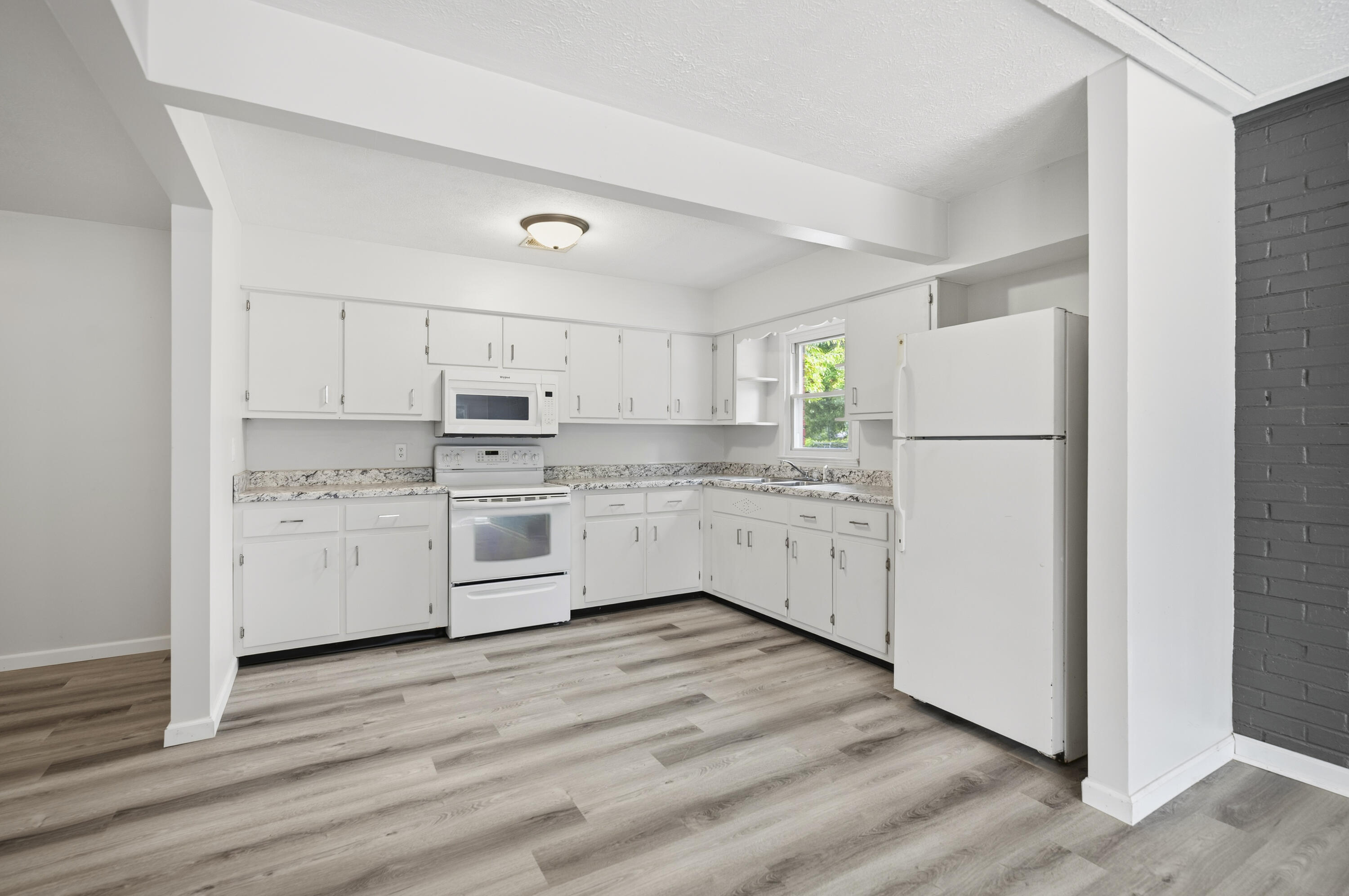 147 Mary Street Property Photo 11