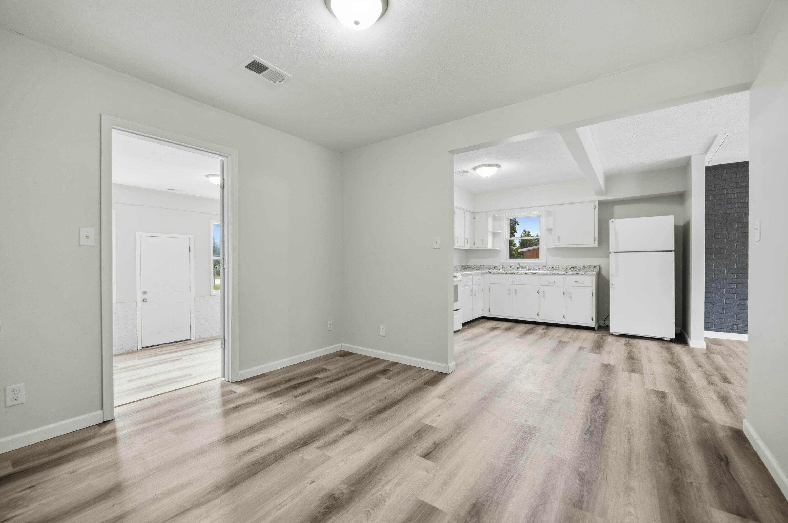 147 Mary Street Property Photo 14