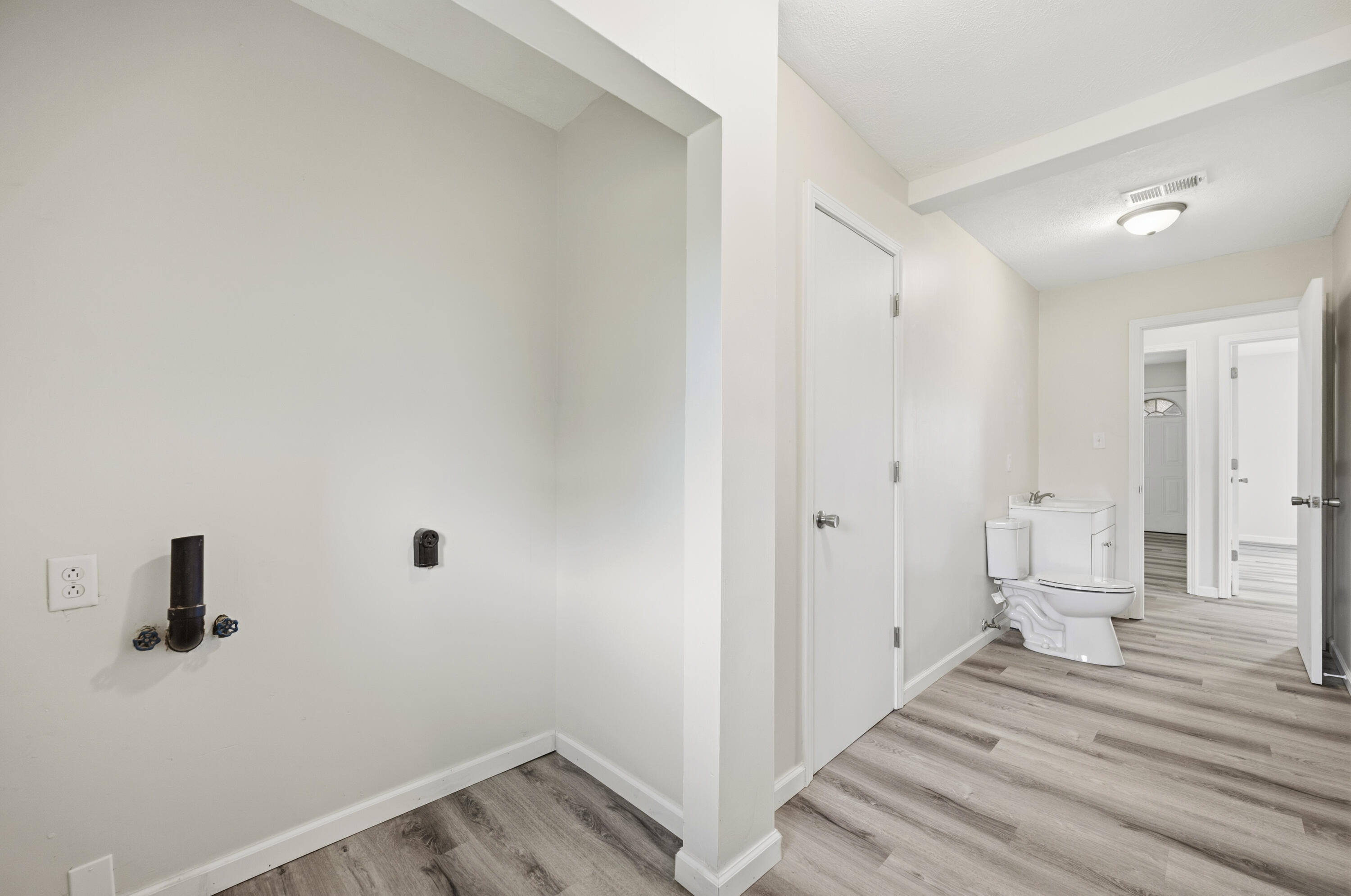 147 Mary Street Property Photo 23