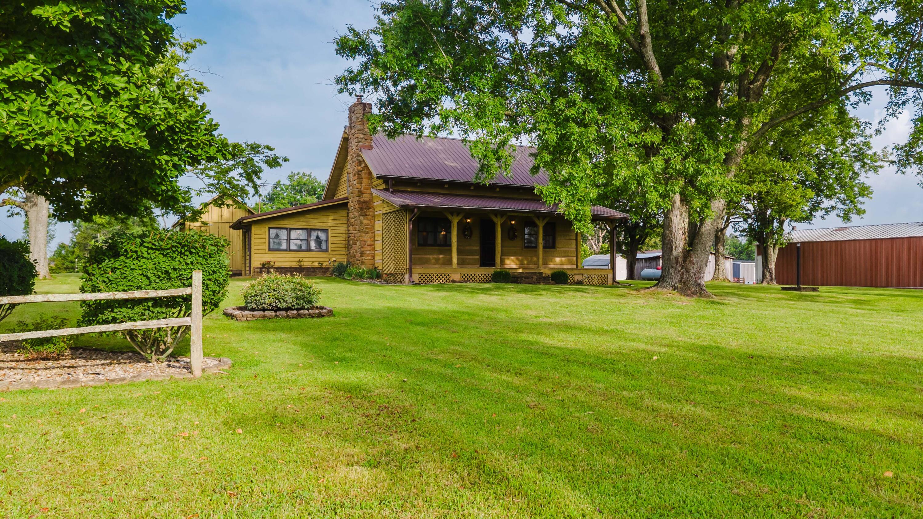 210 Hensley Lane Property Photo 4