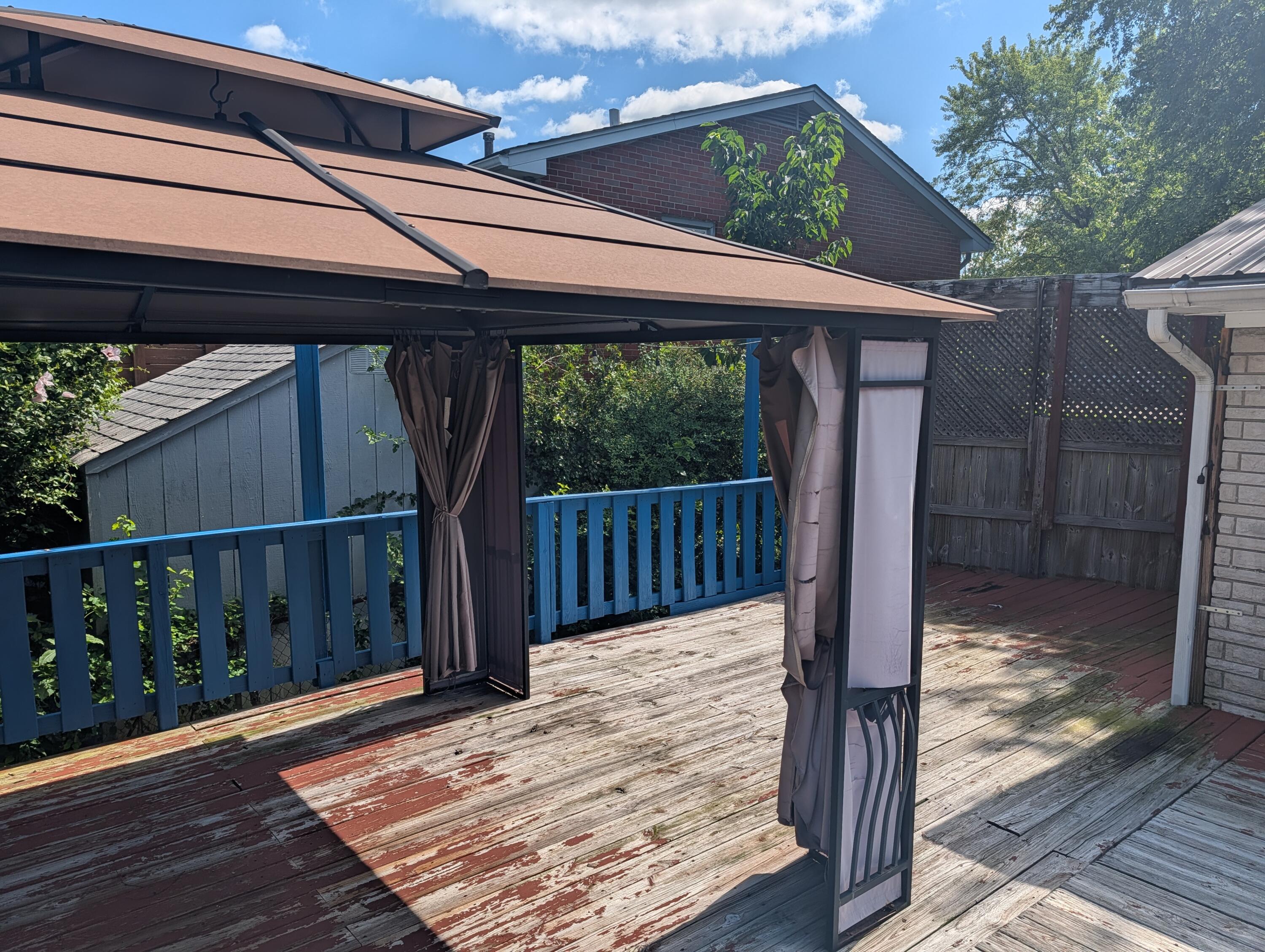 589 Plainview Road Property Photo 30