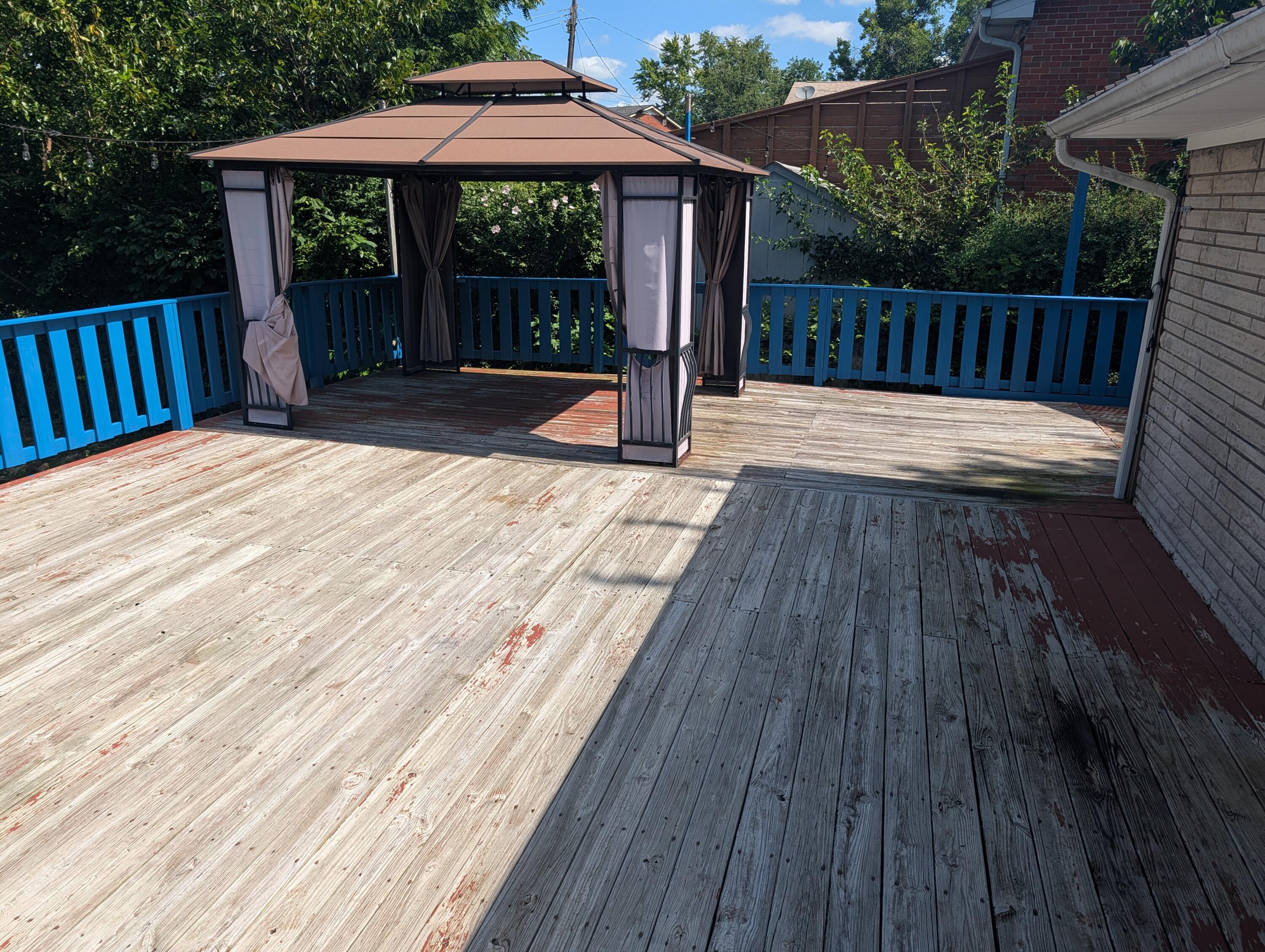 589 Plainview Road Property Photo 32