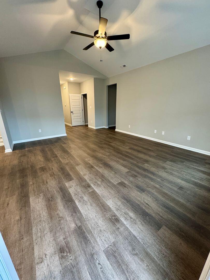 106 Sidewinder Property Photo 7