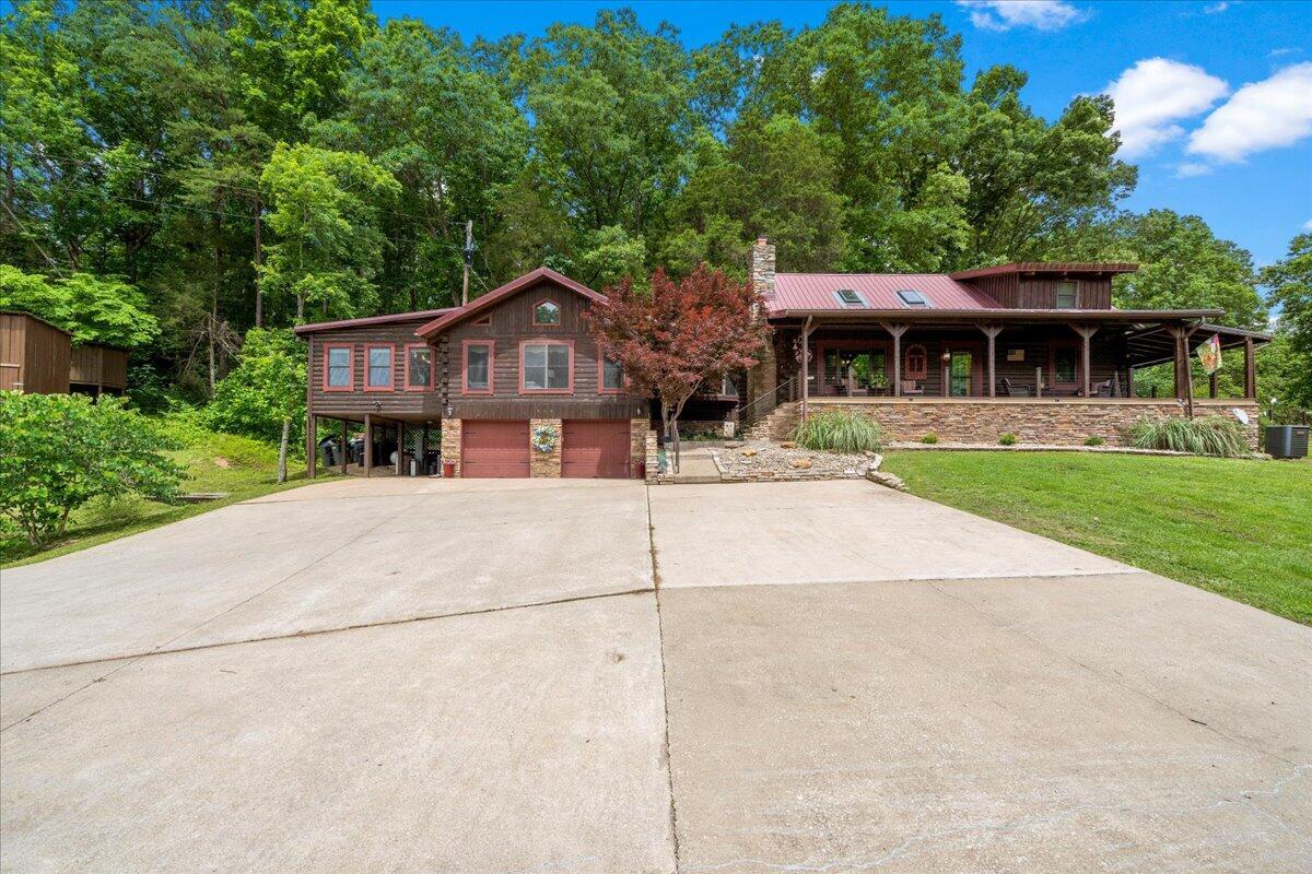 200 Old Log Lick Road Property Photo 3
