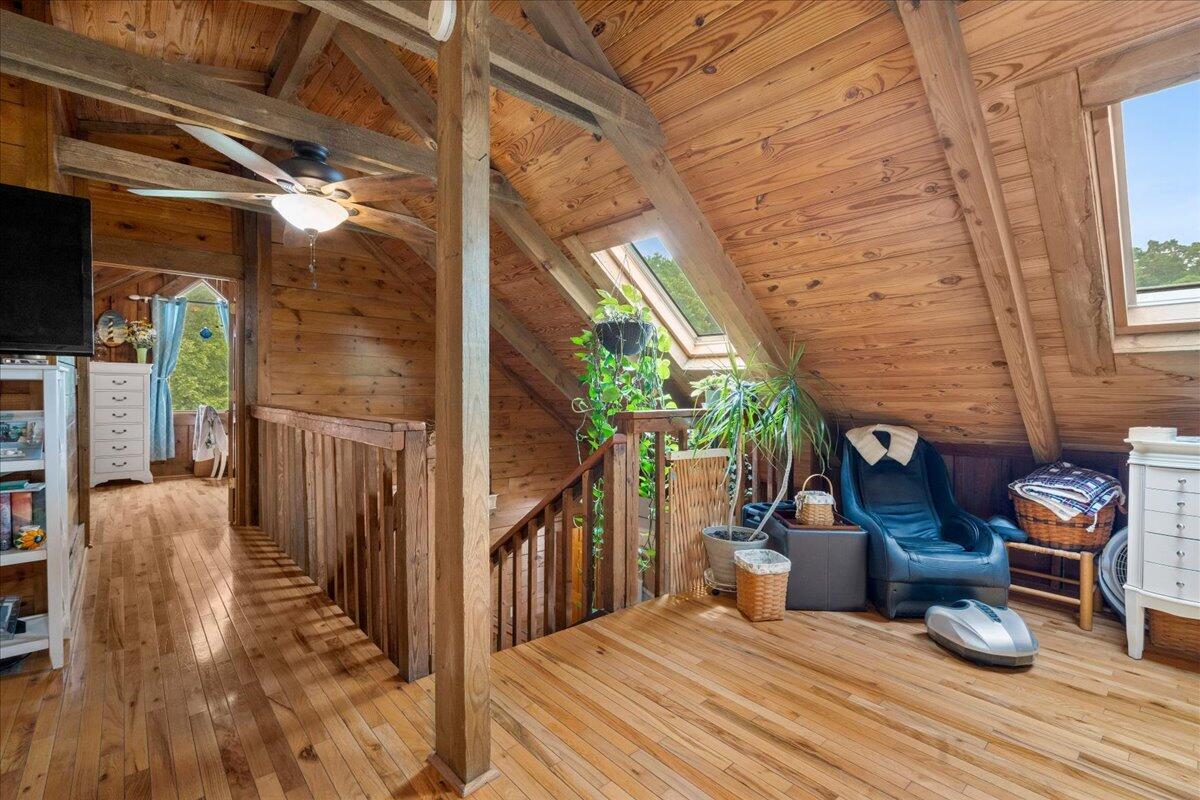 200 Old Log Lick Road Property Photo 25