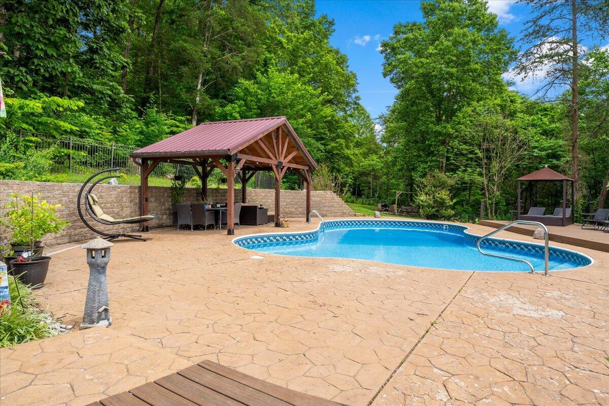 200 Old Log Lick Road Property Photo 46