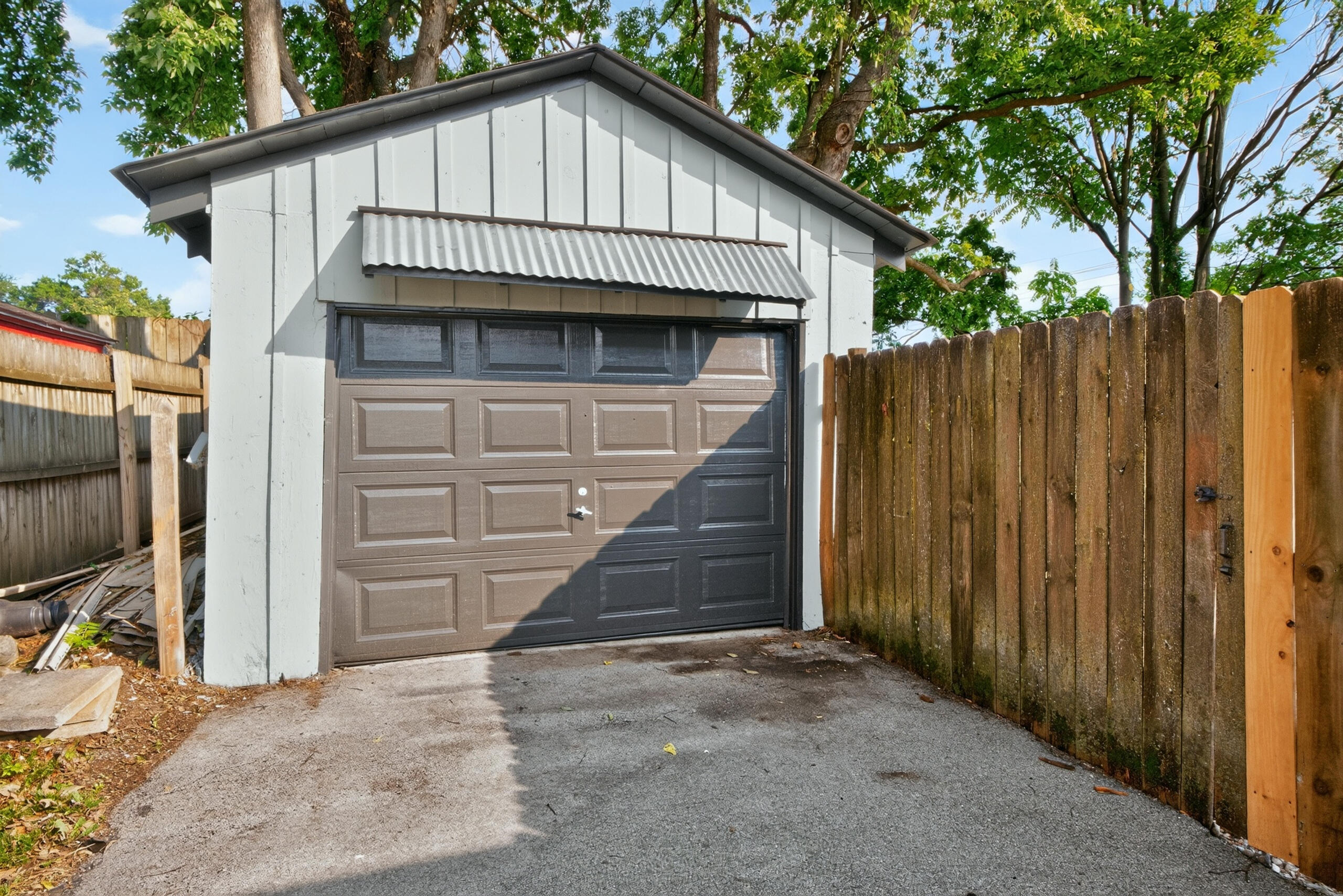 721 Headley Avenue Property Photo 33