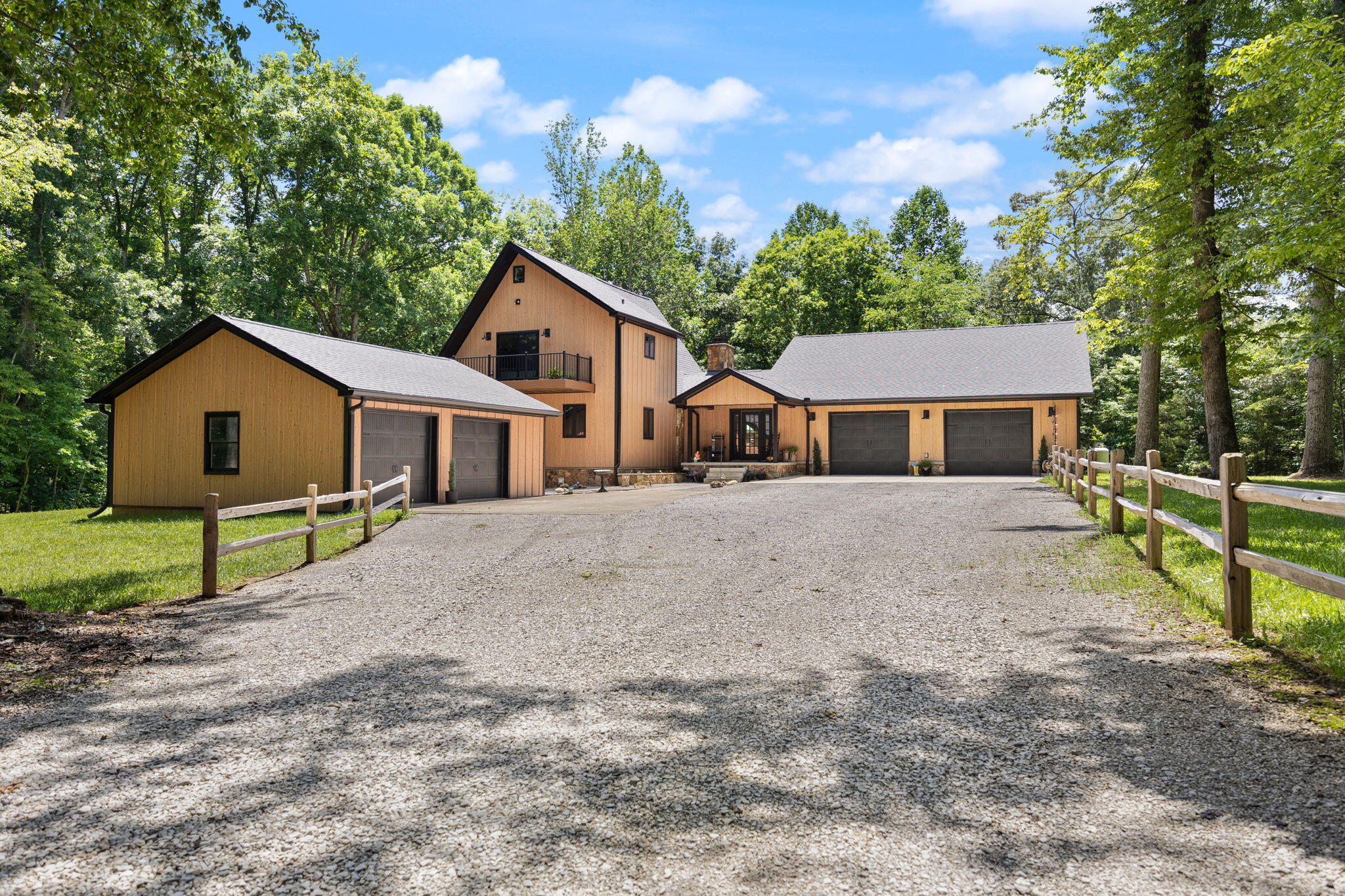 2295 E Highway 635 Property Photo 4
