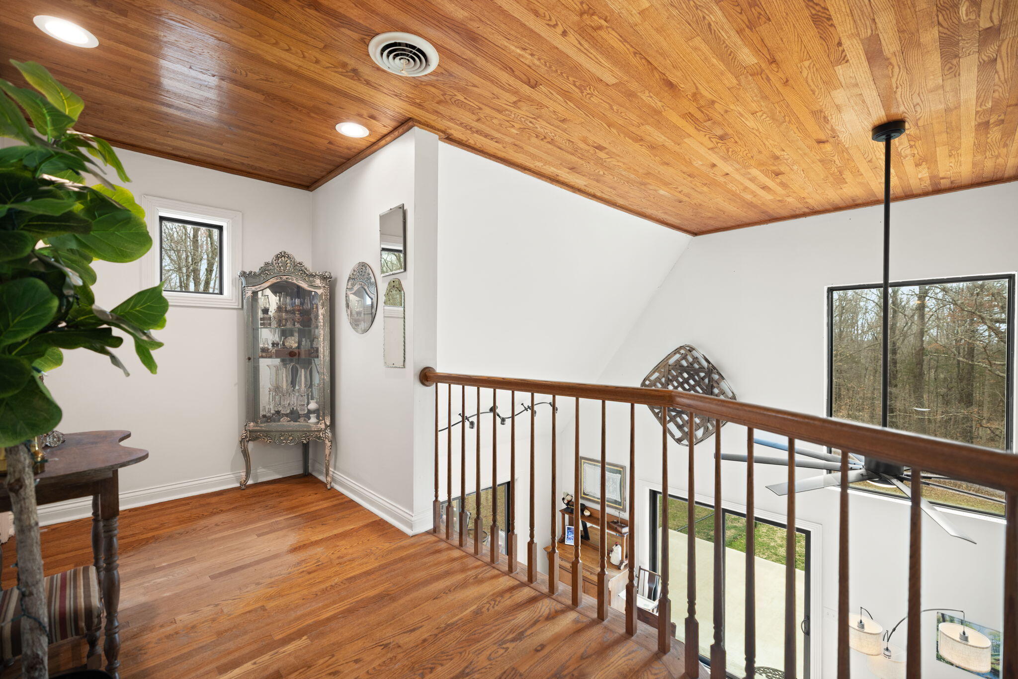 2295 E Highway 635 Property Photo 29