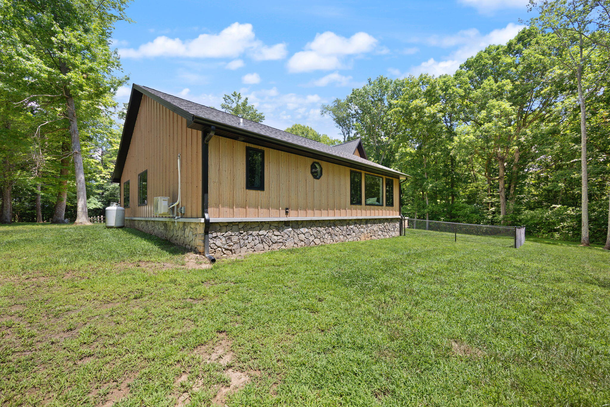 2295 E Highway 635 Property Photo 74
