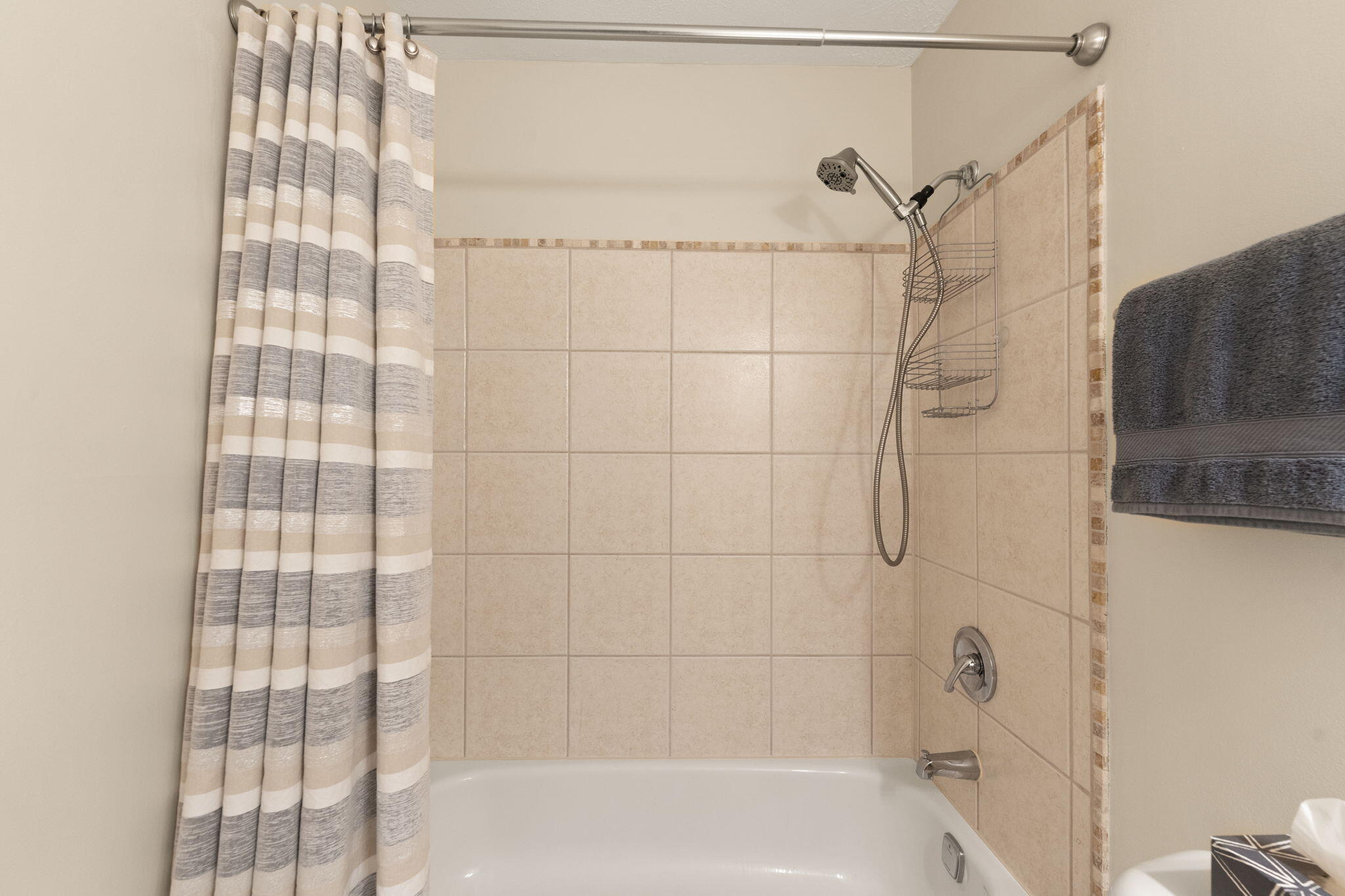 421 Redding Road 51 Property Photo 23