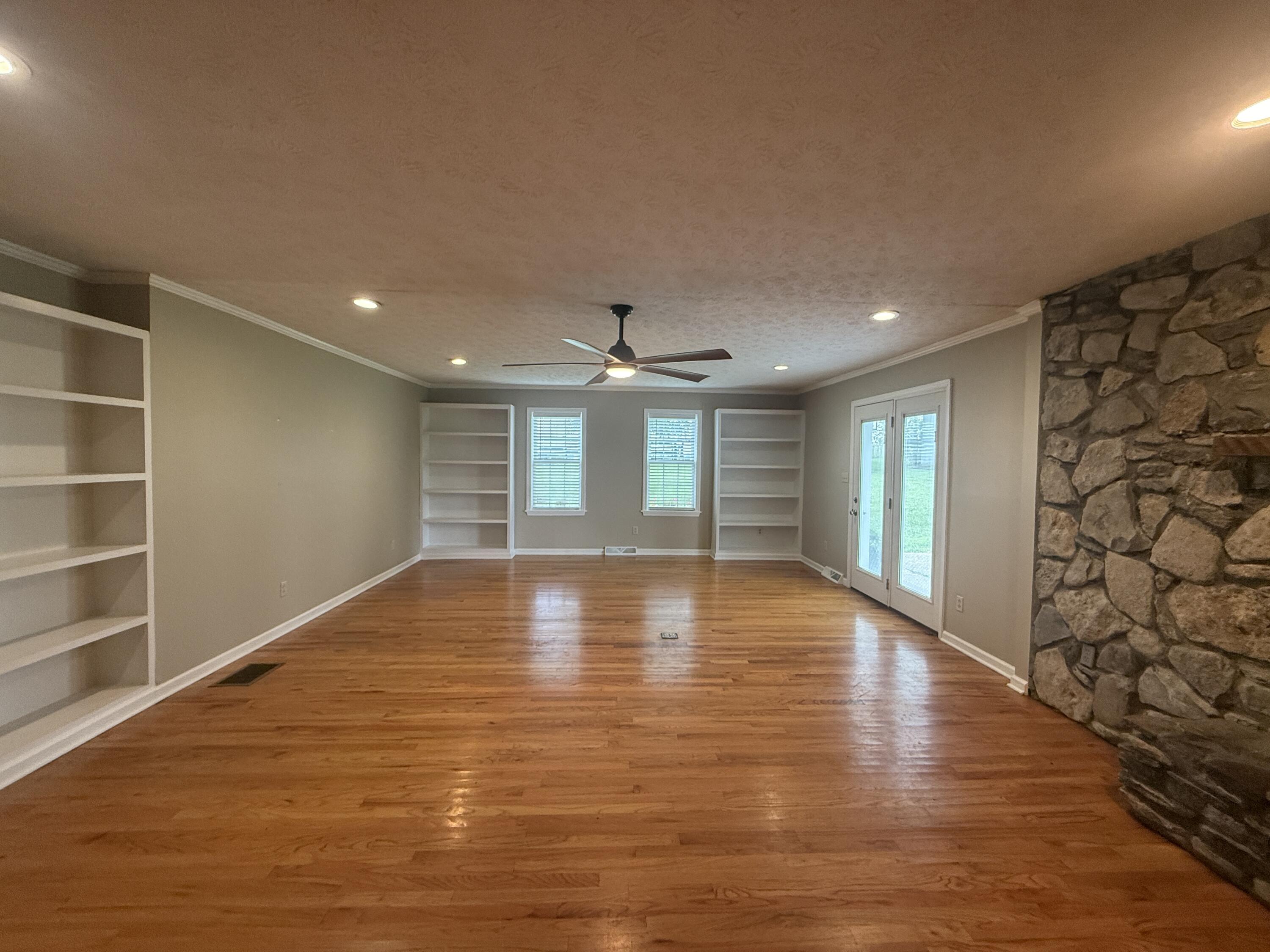 544 Hackett Pike Property Photo 13