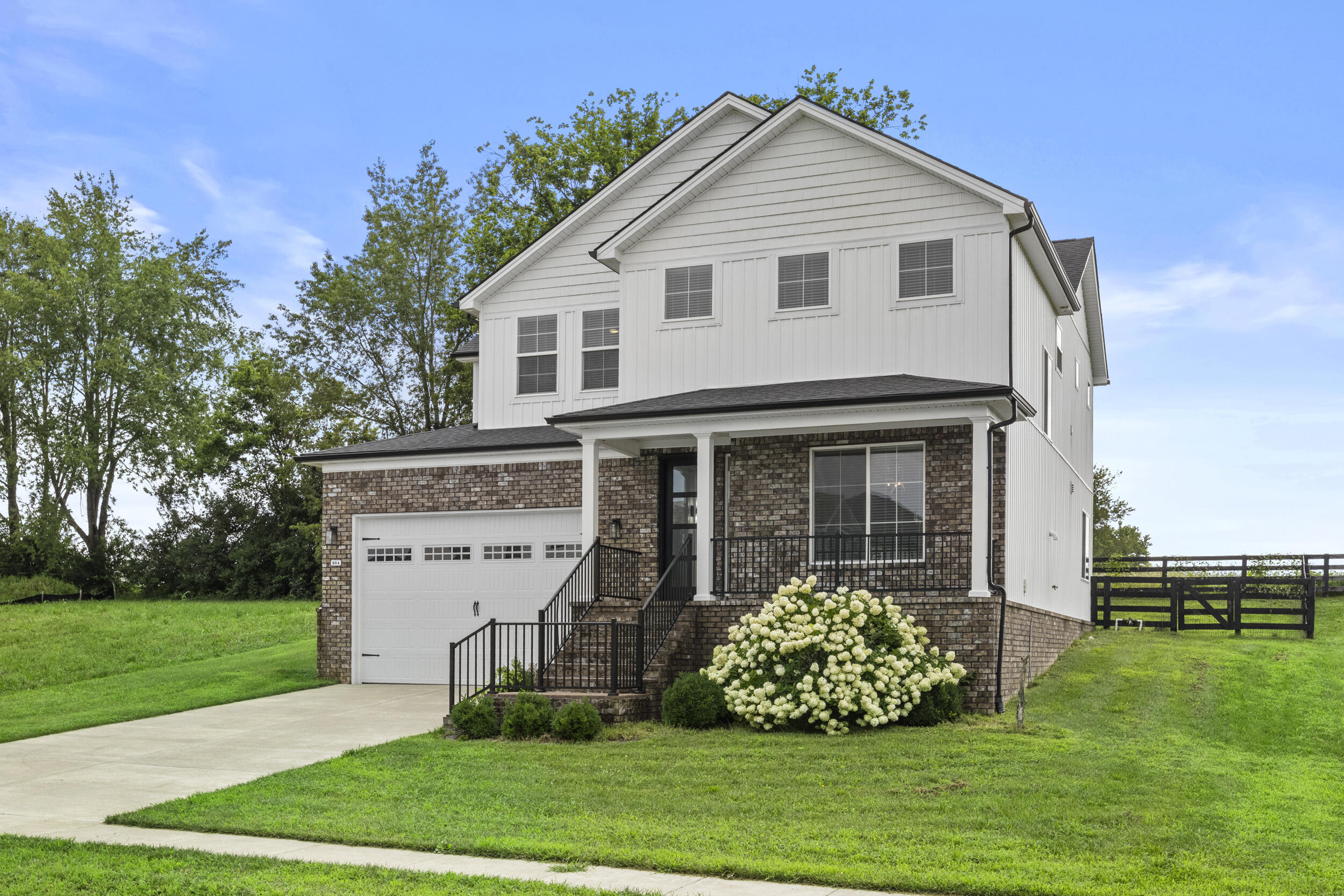 804 Shelburne Way Property Photo 3