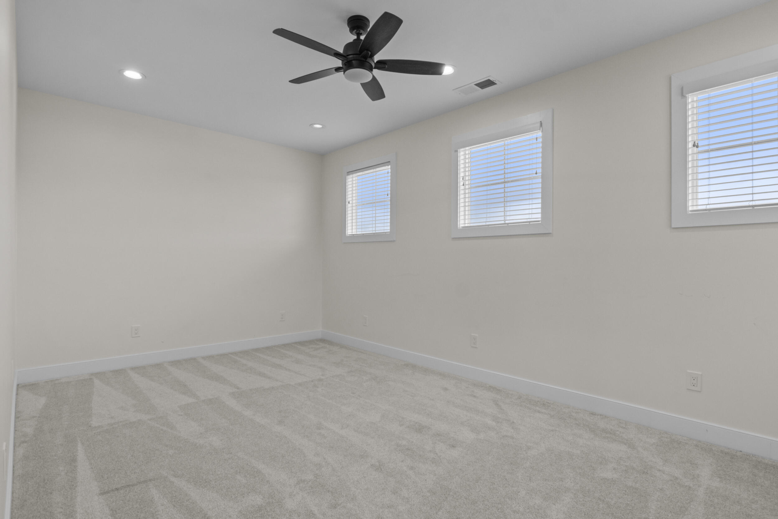 804 Shelburne Way Property Photo 43