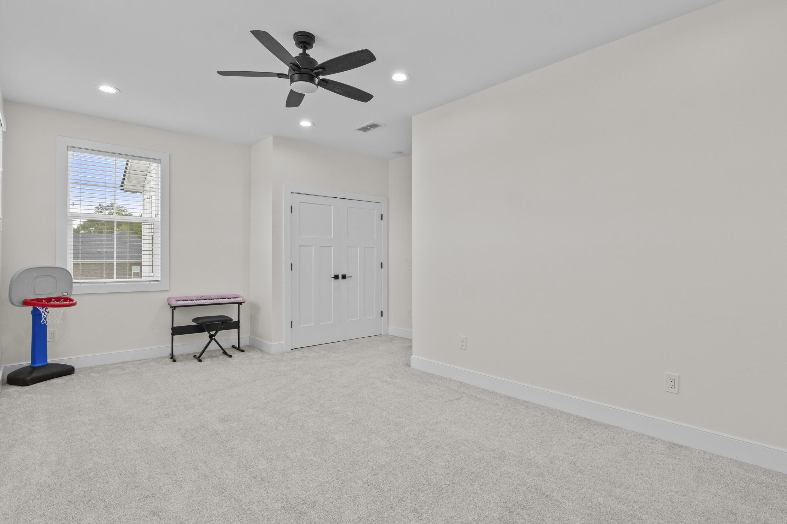 804 Shelburne Way Property Photo 44