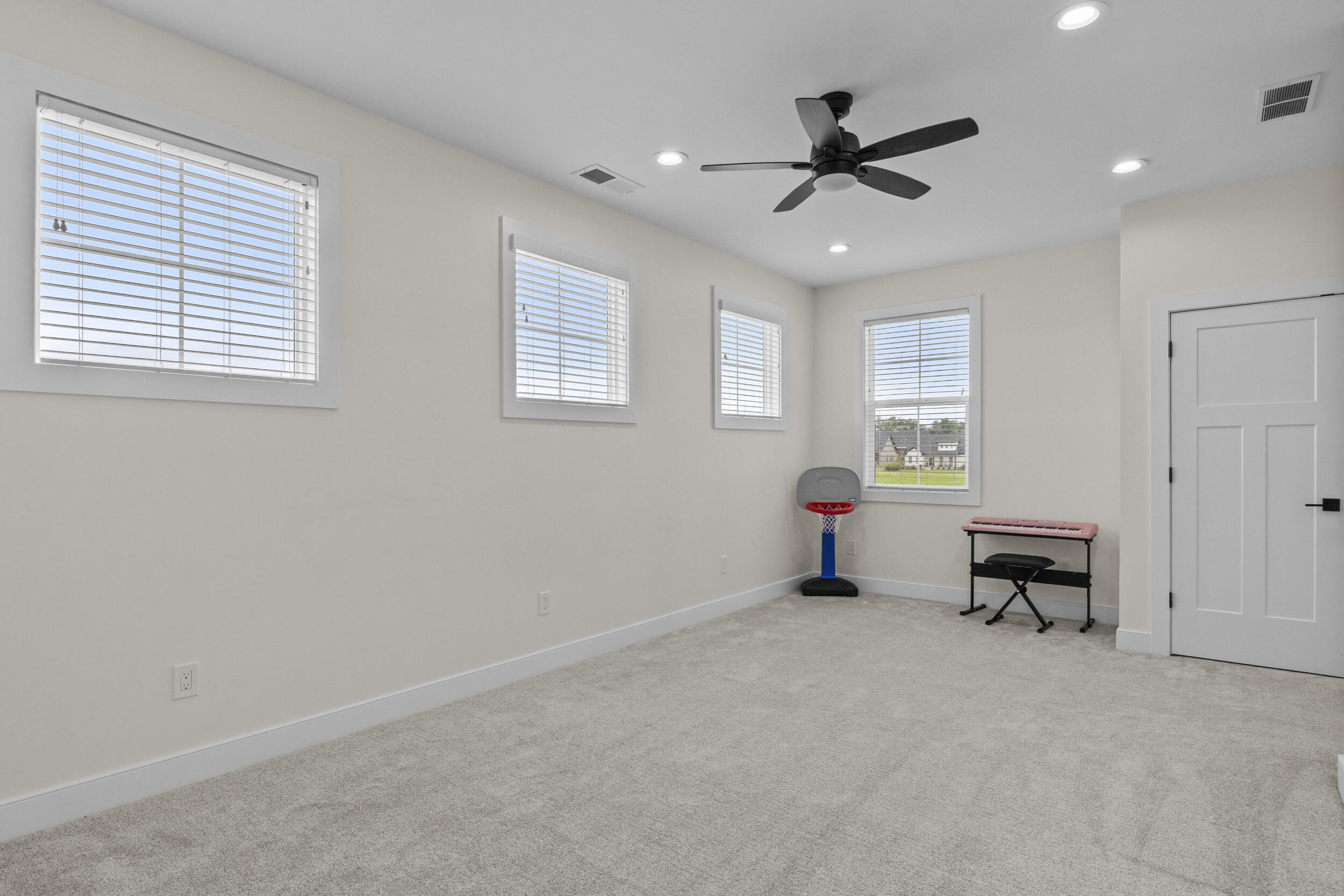 804 Shelburne Way Property Photo 45