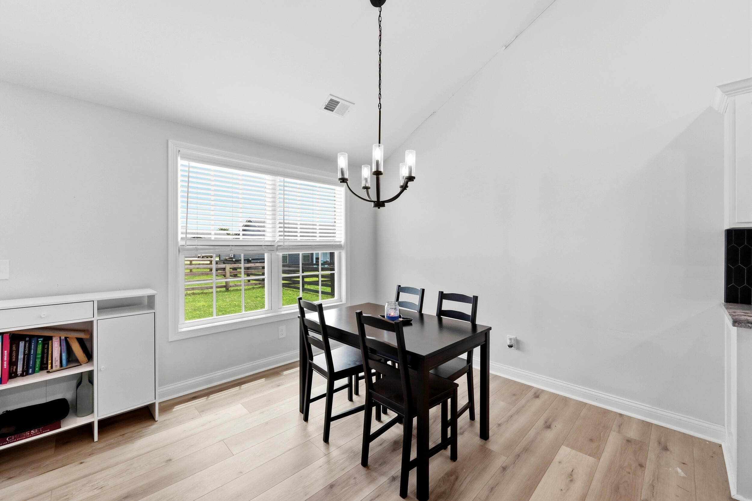 309 Mohegan Trail Property Photo 14