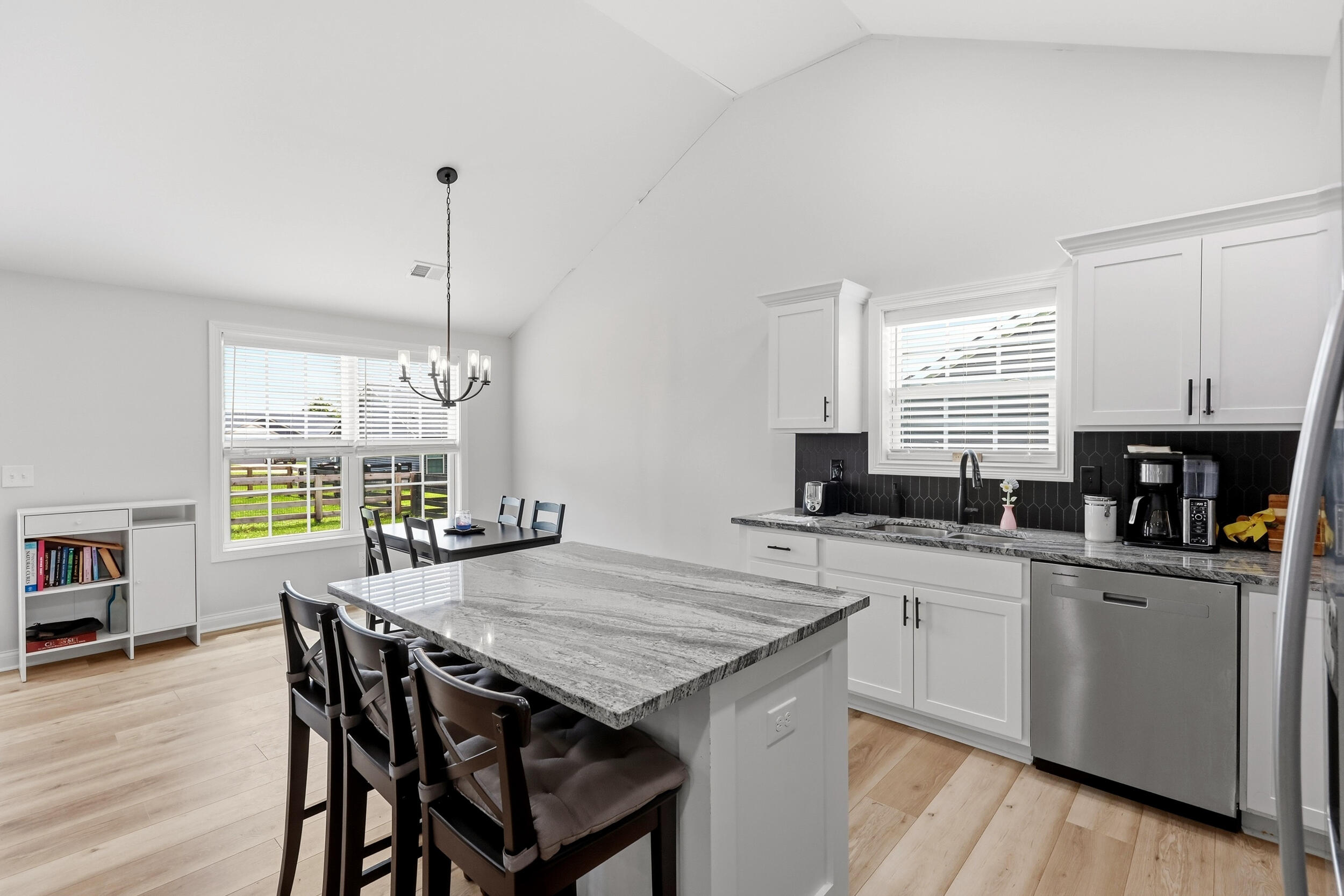 309 Mohegan Trail Property Photo 18