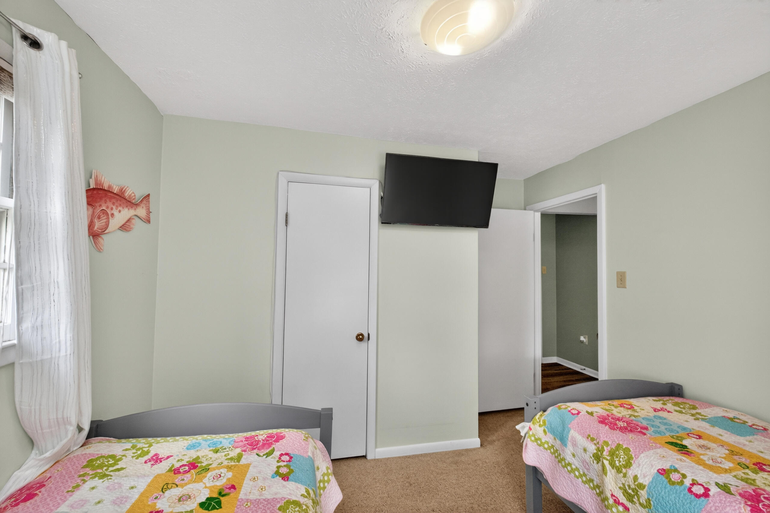 579 Kings Mill Road Property Photo 6