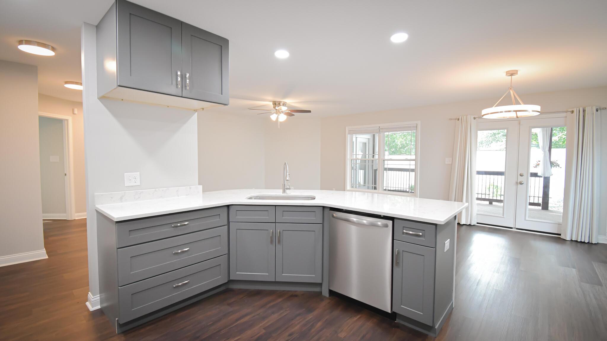 1009 Silver Leaf Drive Property Photo 13