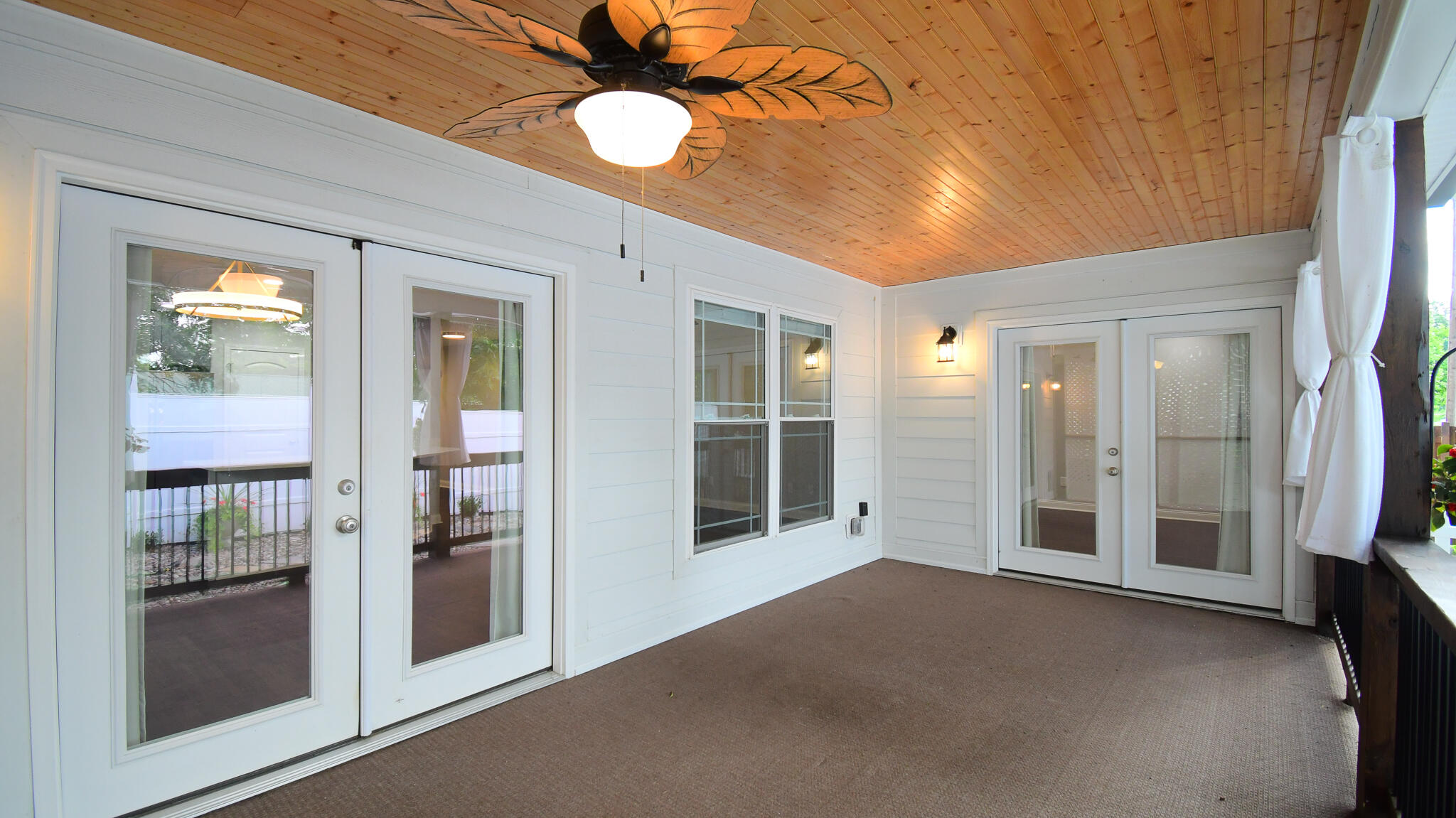 1009 Silver Leaf Drive Property Photo 39