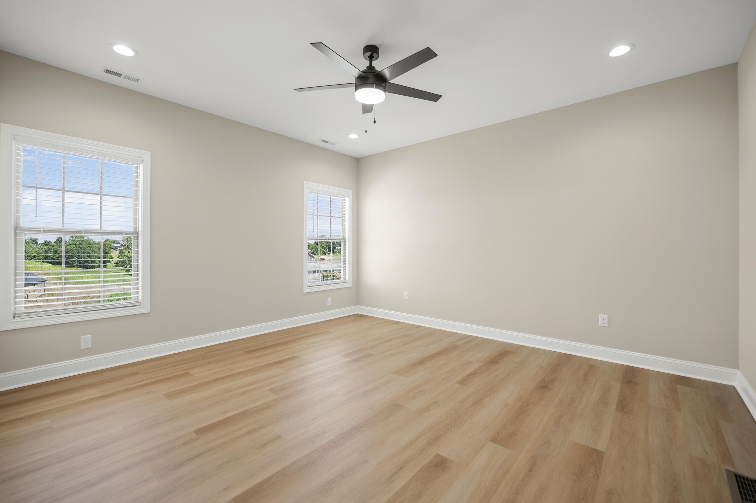 110 Cabela Drive Property Photo 21