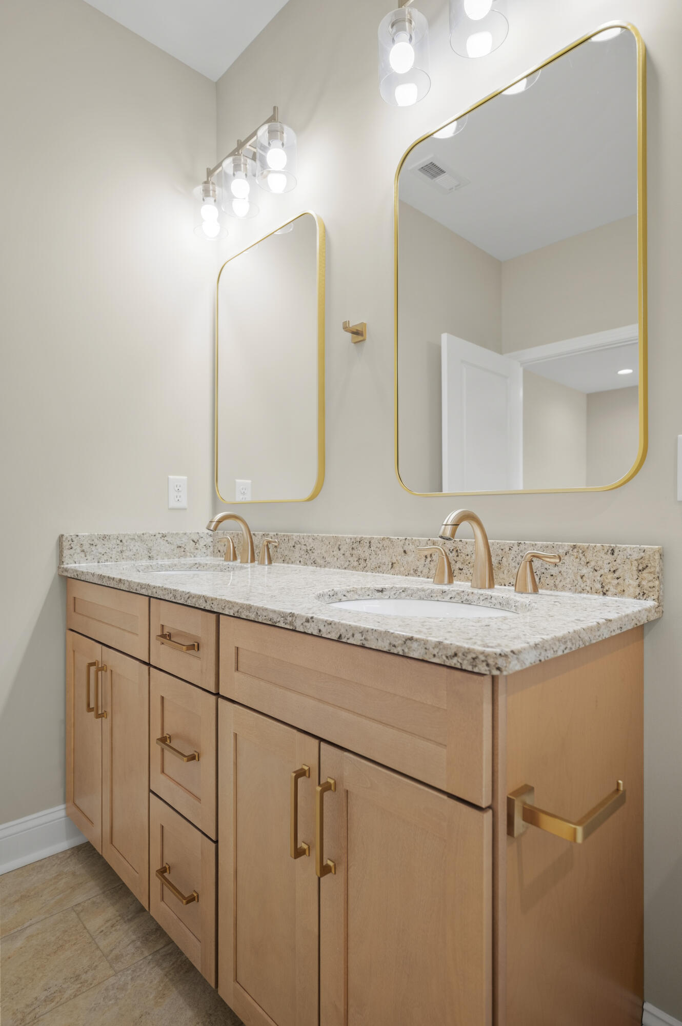 110 Cabela Drive Property Photo 25