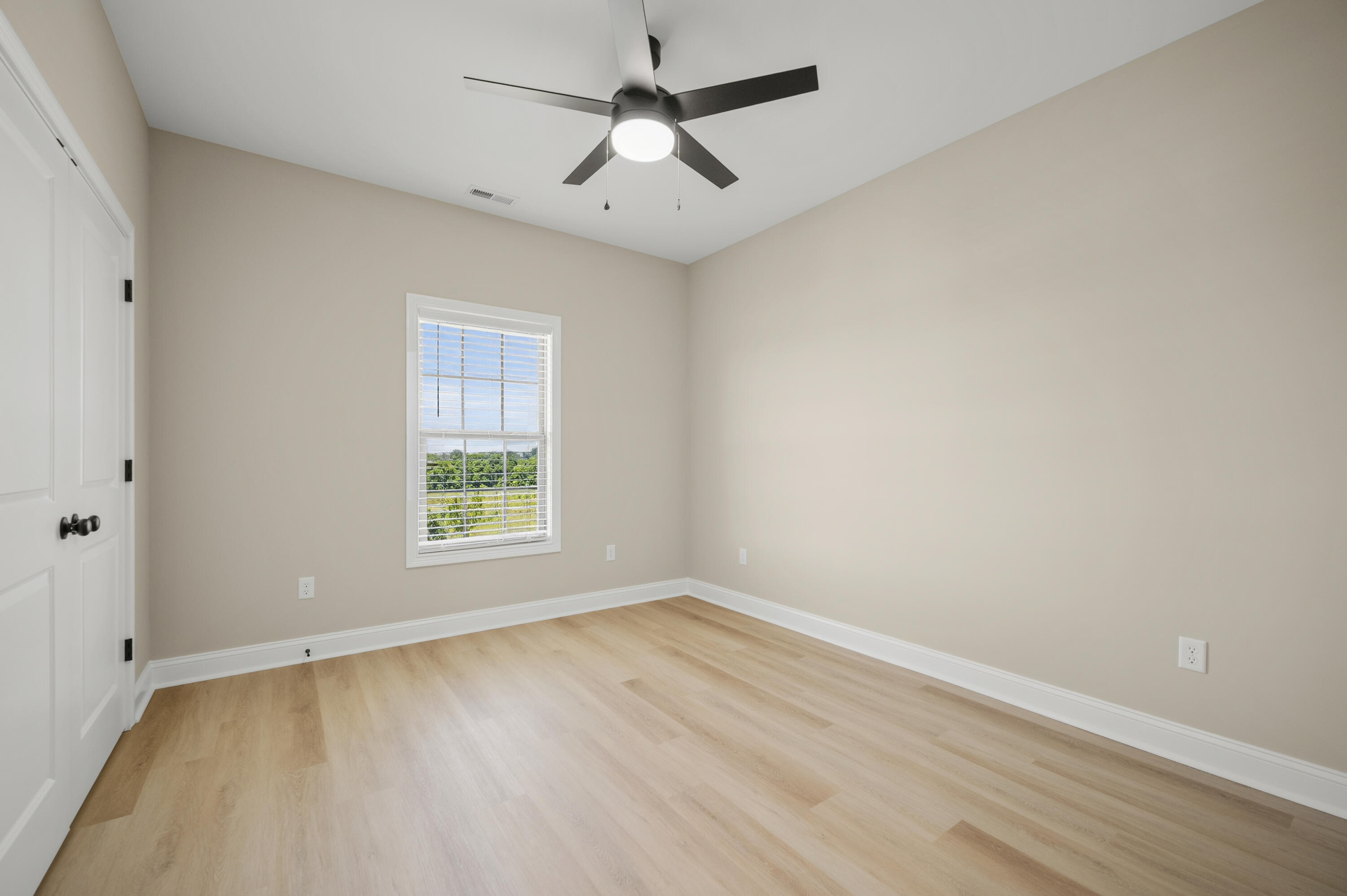 110 Cabela Drive Property Photo 27