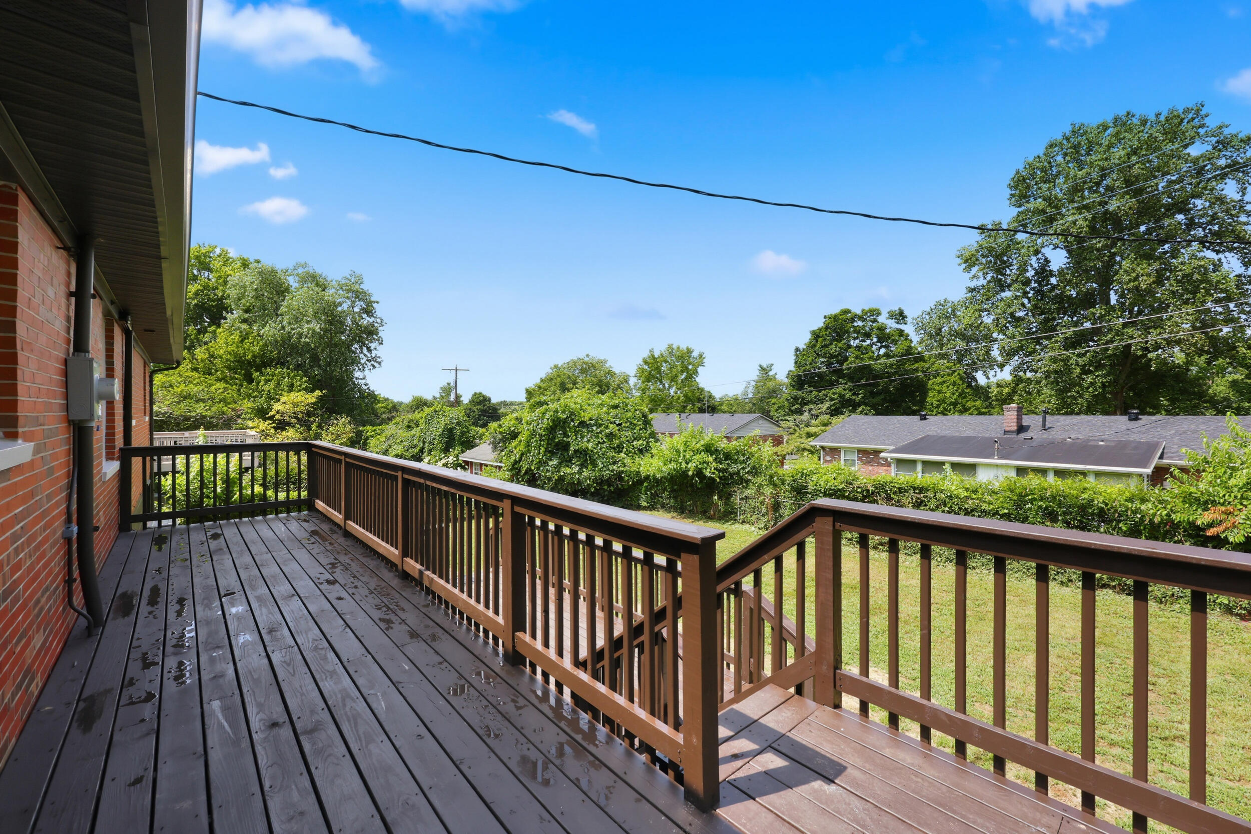 910 Crosshill Drive Property Photo 31