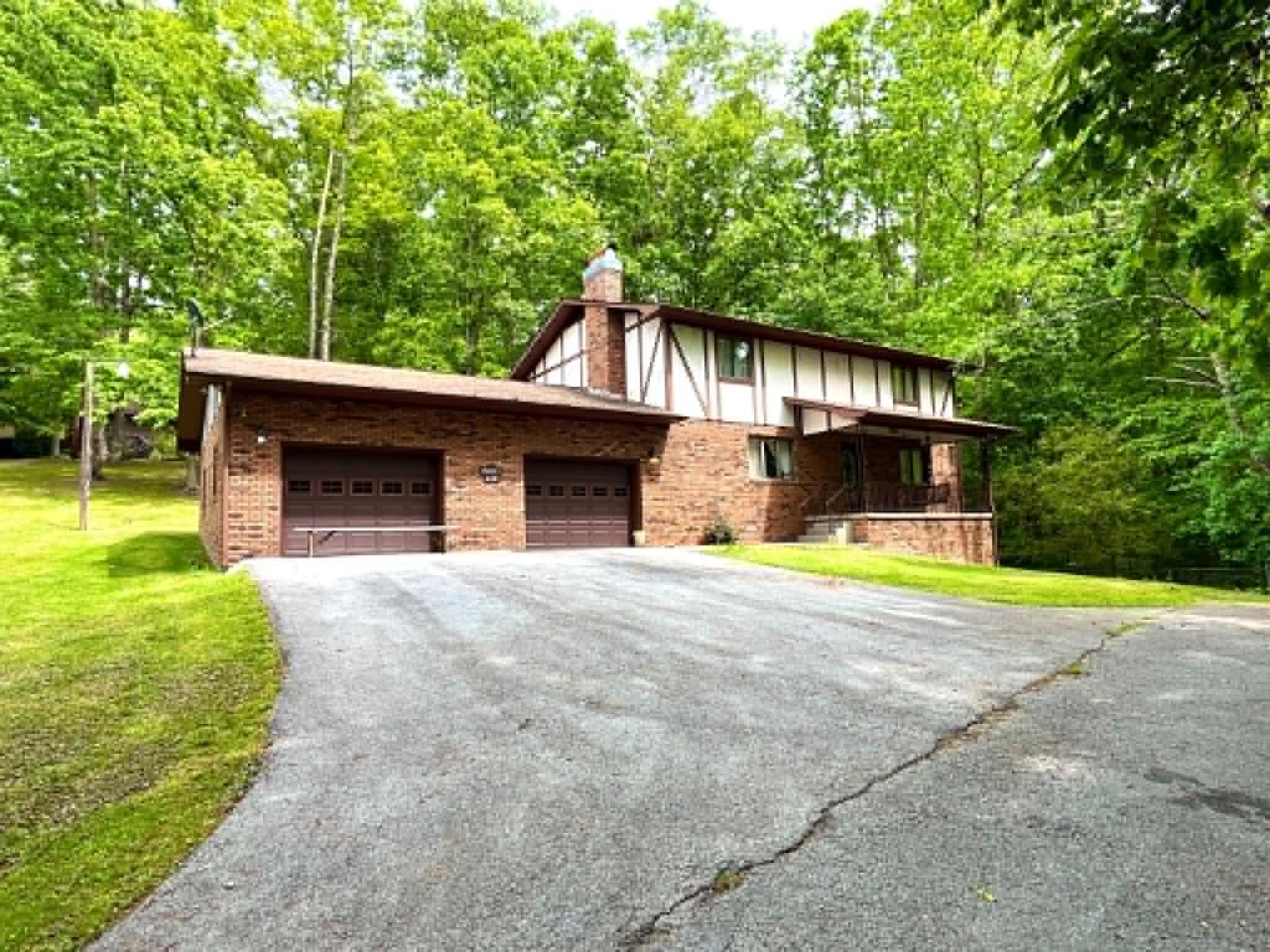 26019632 Property Photo 2