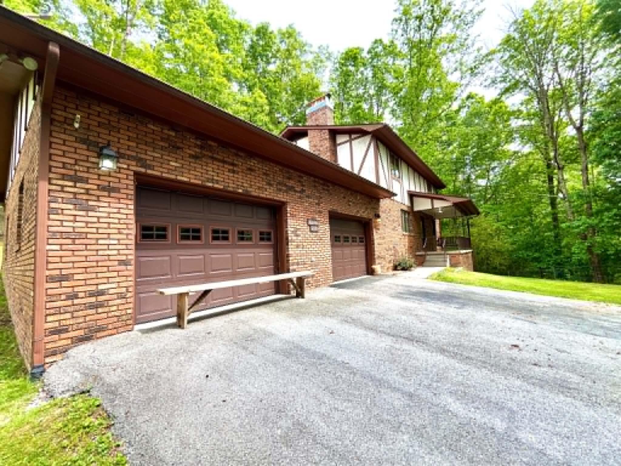 26019632 Property Photo 3