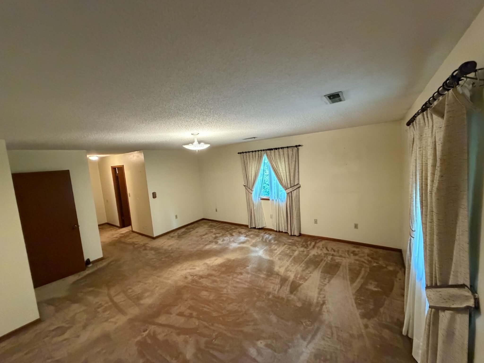 26019632 Property Photo 39