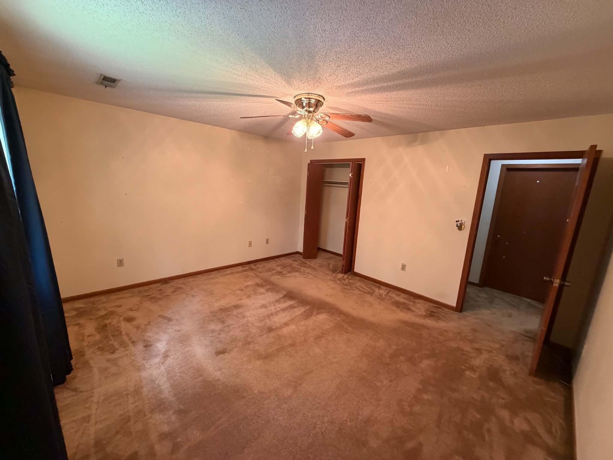 26019632 Property Photo 59