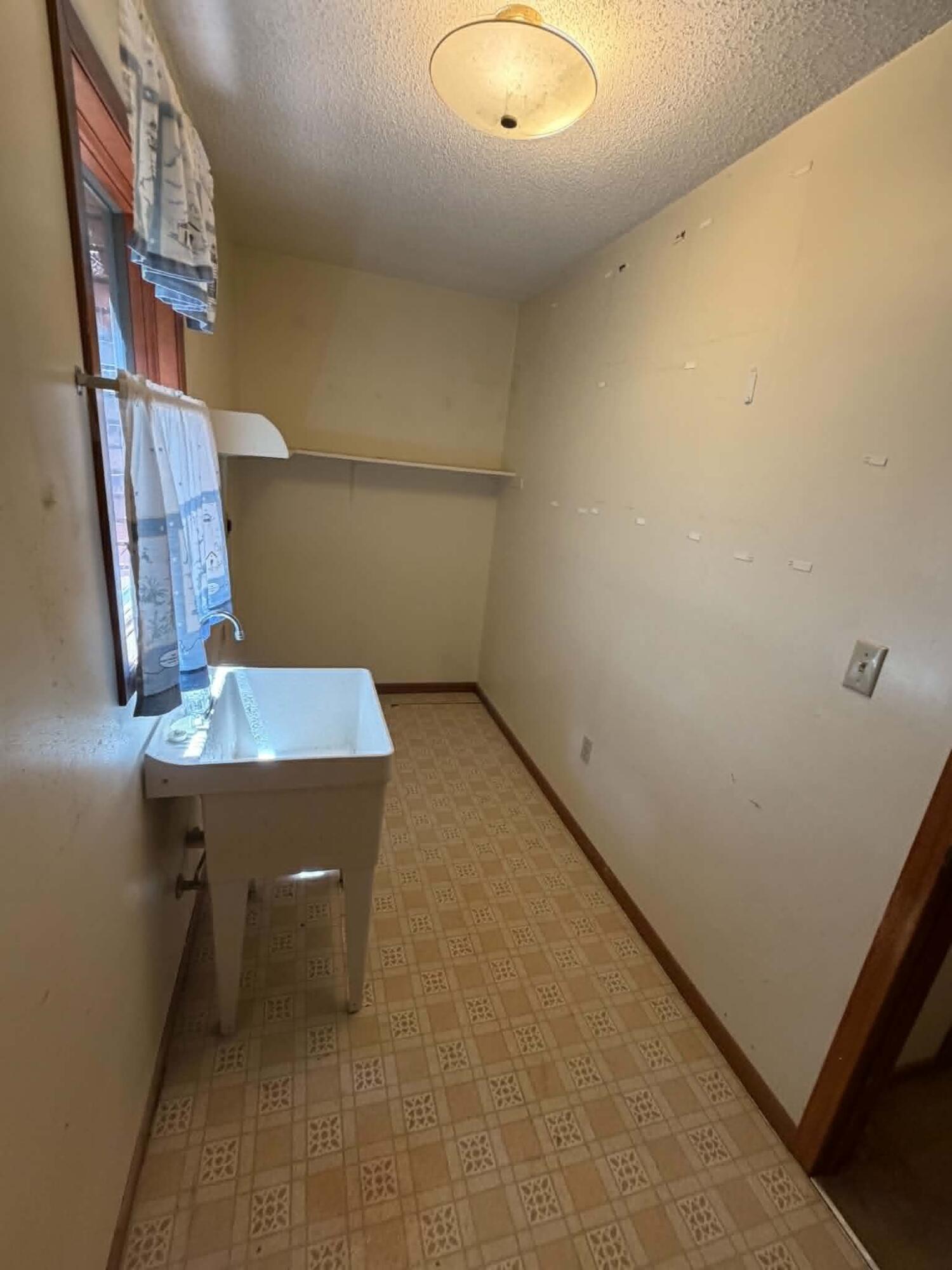26019632 Property Photo 62