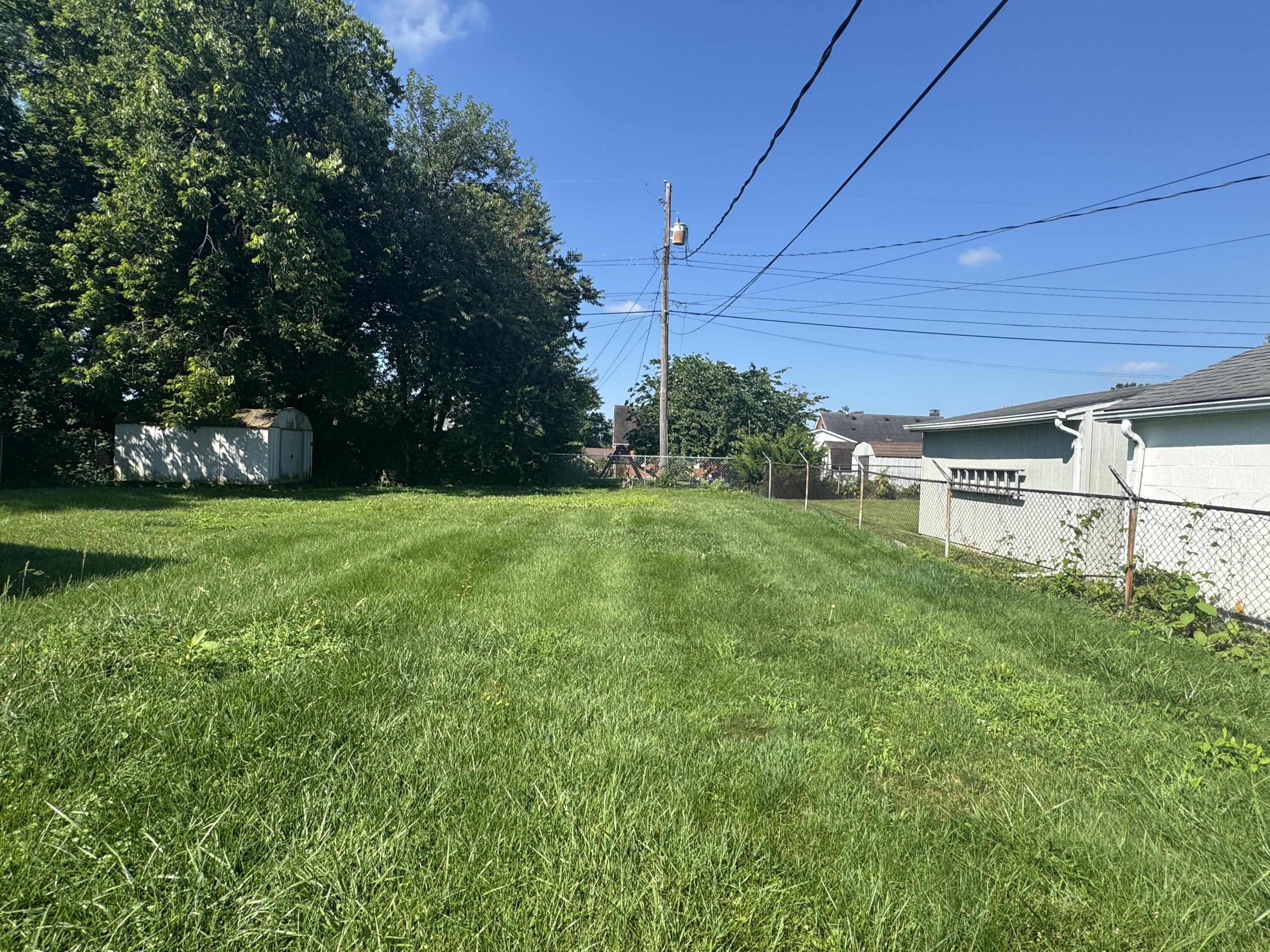 616 Northside Drive Property Photo 2