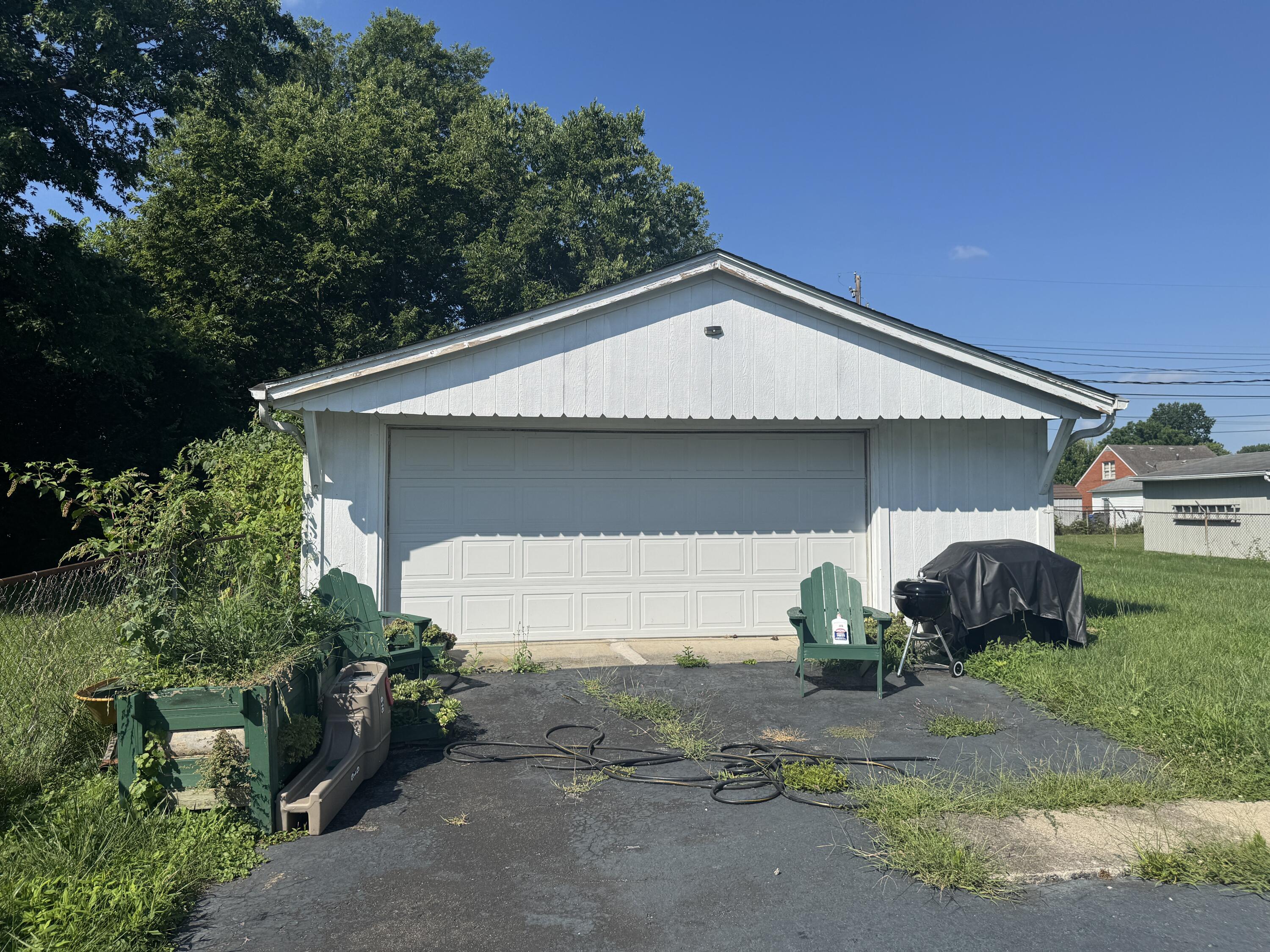 616 Northside Drive Property Photo 17